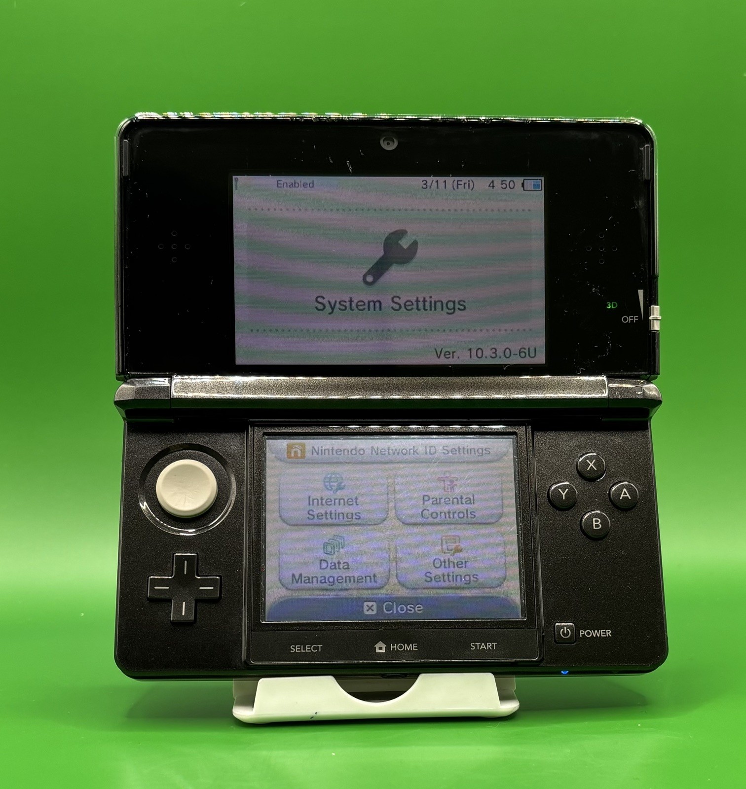 Nintendo 3DS – Cosmo Black (F85) READ DESCRIPTION