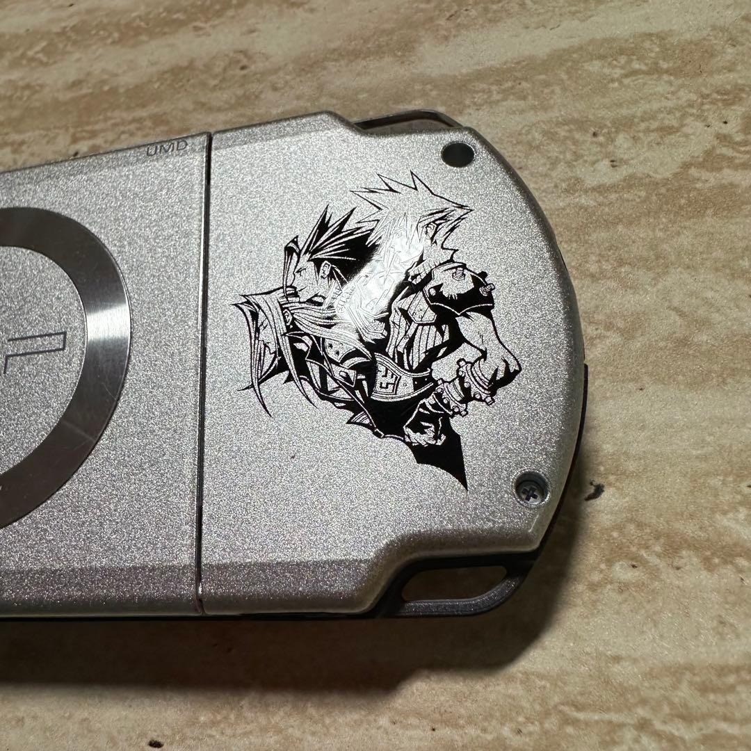 Sony PSP2000 Crisis Core Final Fantasy VII 10th Anniversary Limited Edition 7182