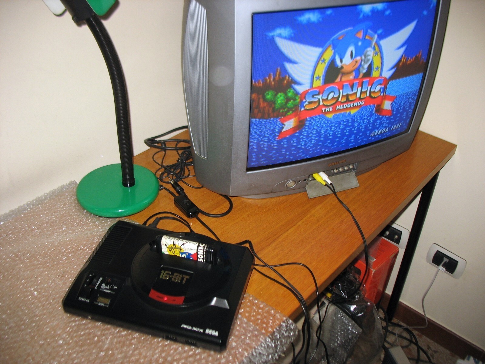 (ONLY UNIT) SEGA MEGADRIVE 1 CONSOLE IMPORT JAP! (ONLY UNIT)