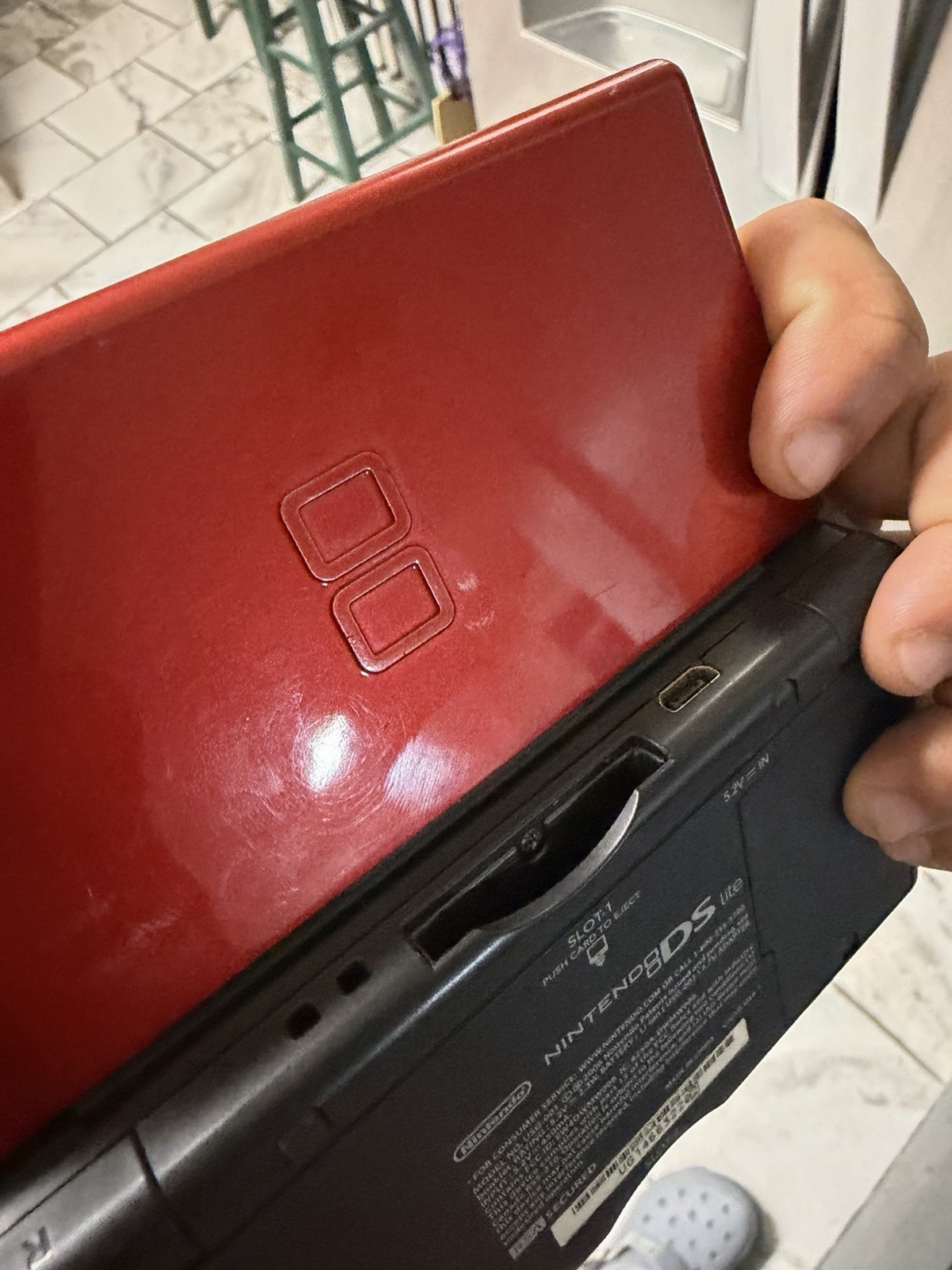 Nintendo DS Lite Crimson Handheld System – Red/Black