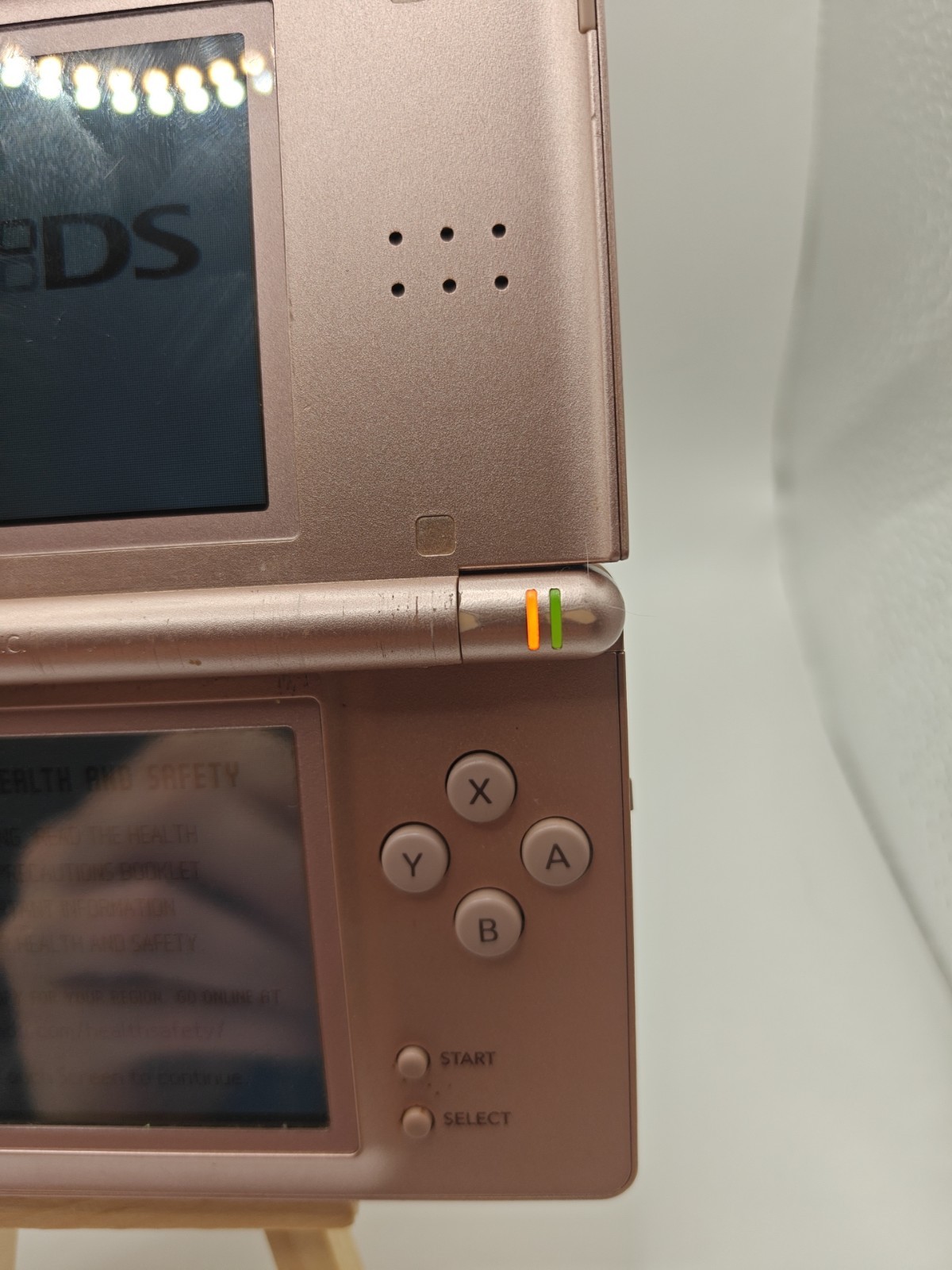 Nintendo DS Lite Handheld Console USG-001 Pink Broken Hinge – Tested And Working