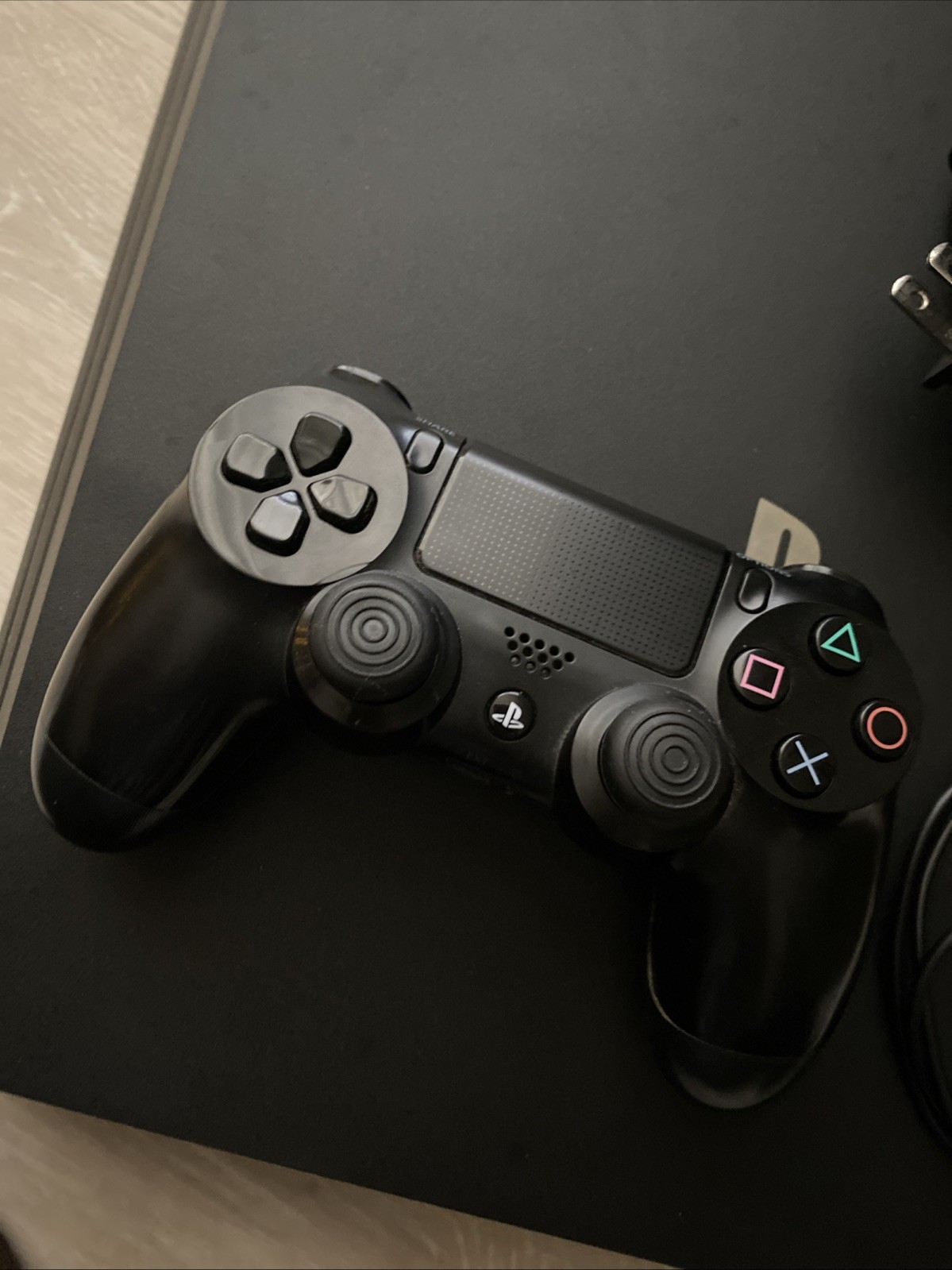 Sony PlayStation 4 Pro 1TB With Controller And Cords – TESTED and WORKING