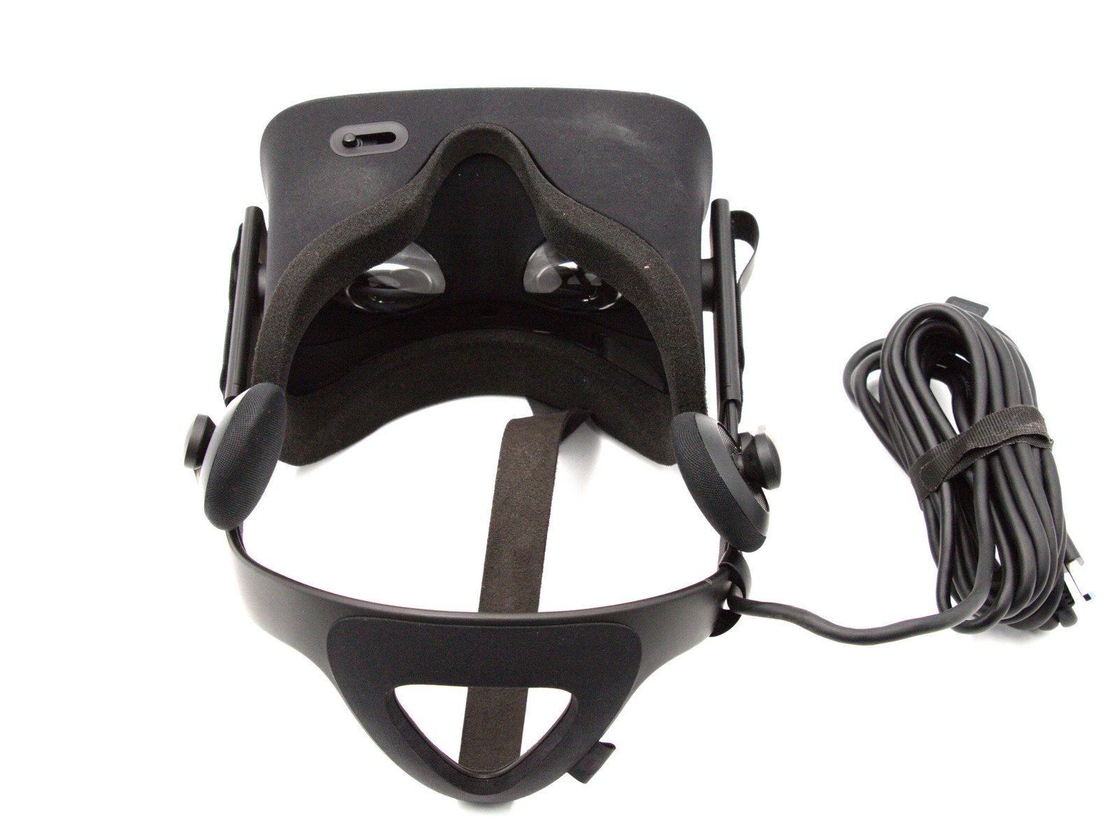 Oculus Rift + Touch Virtual Reality Headset Bundle
