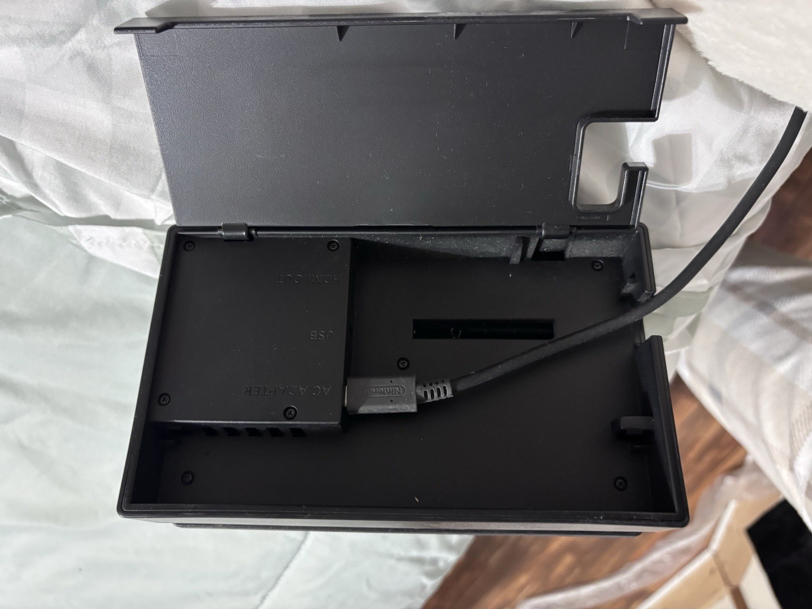 Nintendo Switch – Everything Works Just Like When I First Bought It