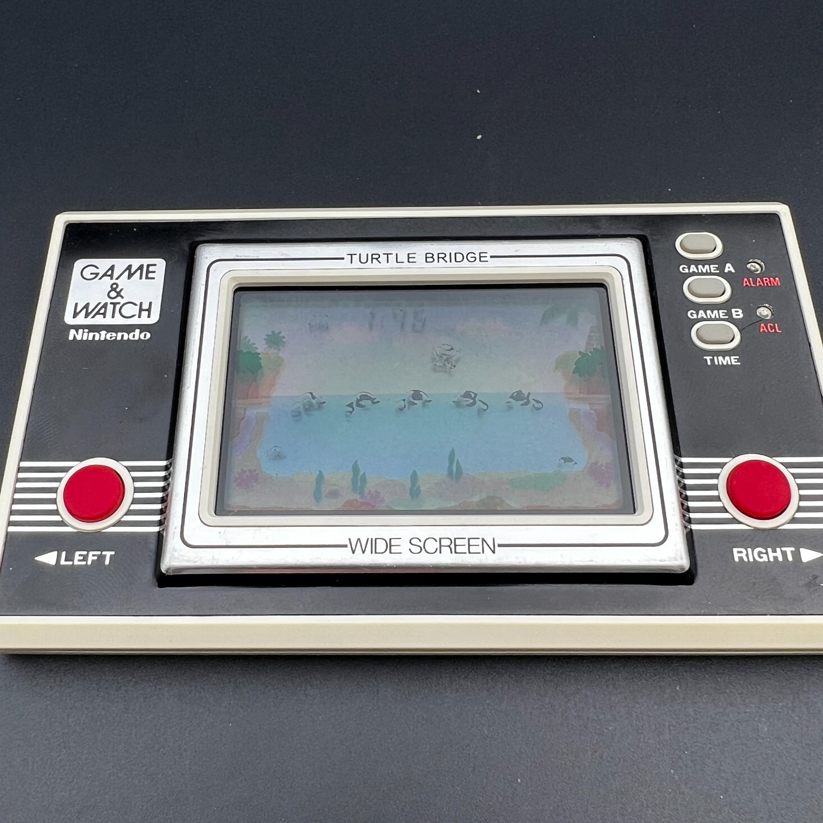 Nintendo Game & Watch TURTLE BRIDGE TL-28 Boxed Manual Slf JUNK Faded LCD