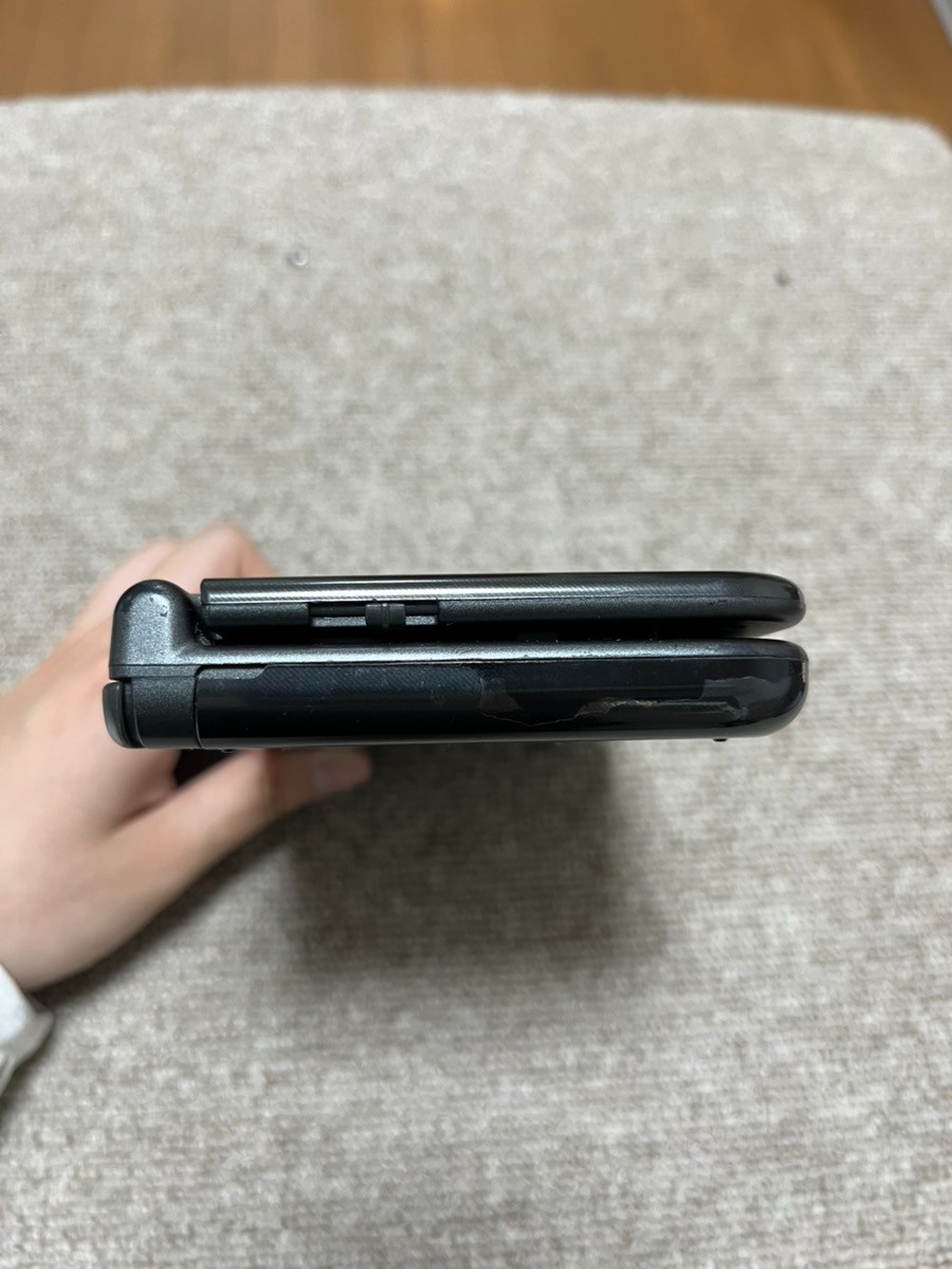 New 3DS LL XL Metalic black Japan Nintendo Console region Japanese B866
