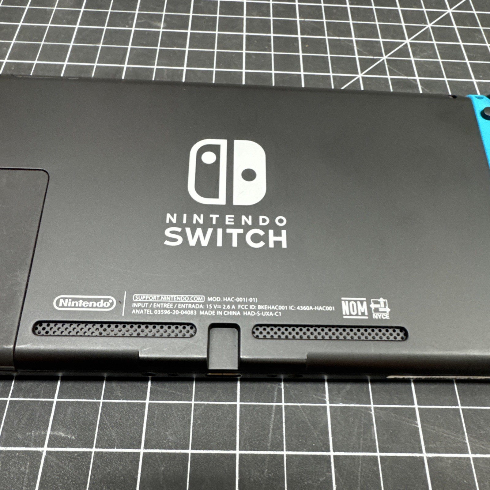 Nintendo Switch 1 V2 Console Complete Works Perfectly B E2