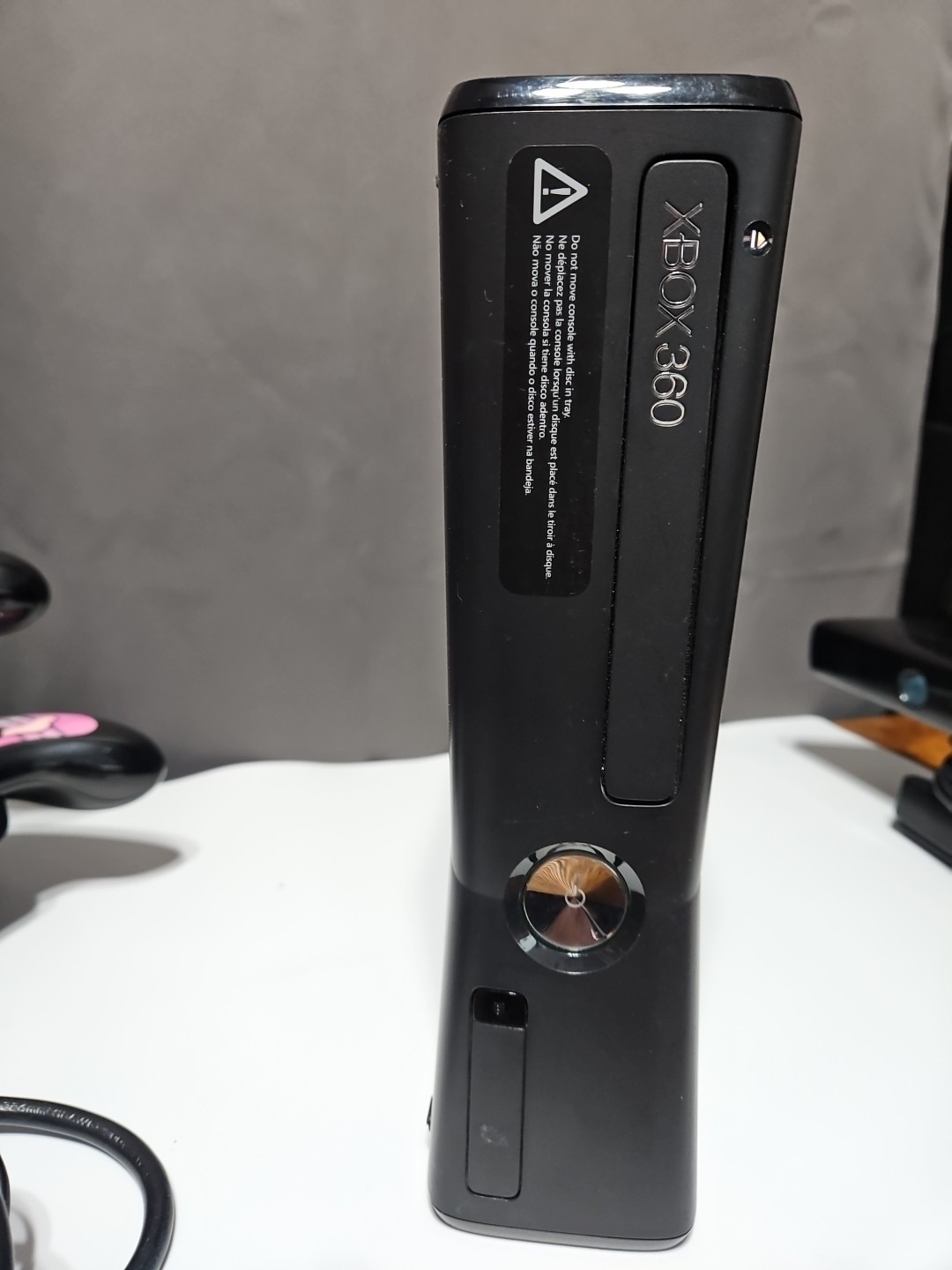 Microsoft Xbox 360 S with Kinect & 2 Remotes Black Console • Works