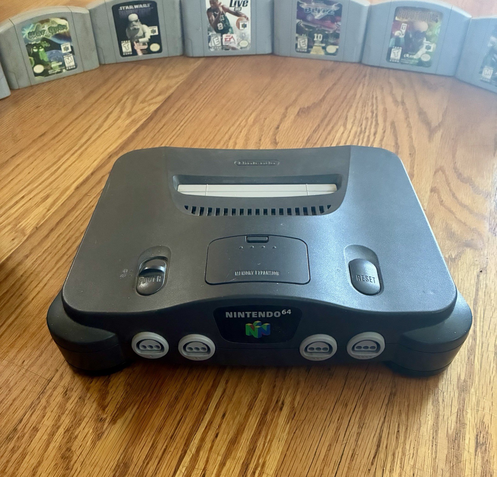Nintendo 64 Console N64 + 3 Controllers + 7 Games + Power & AV Cables Bundle