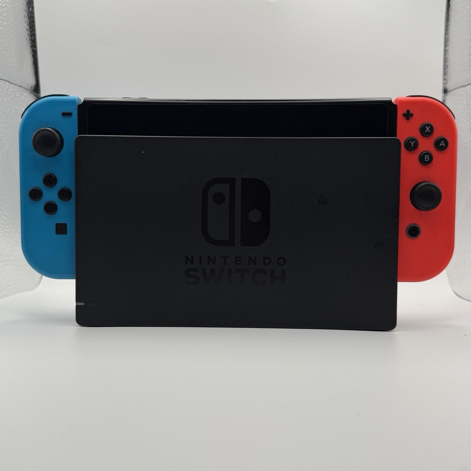 Switch Console – Preowned (READ DESCRIPTION) For Details And Condition