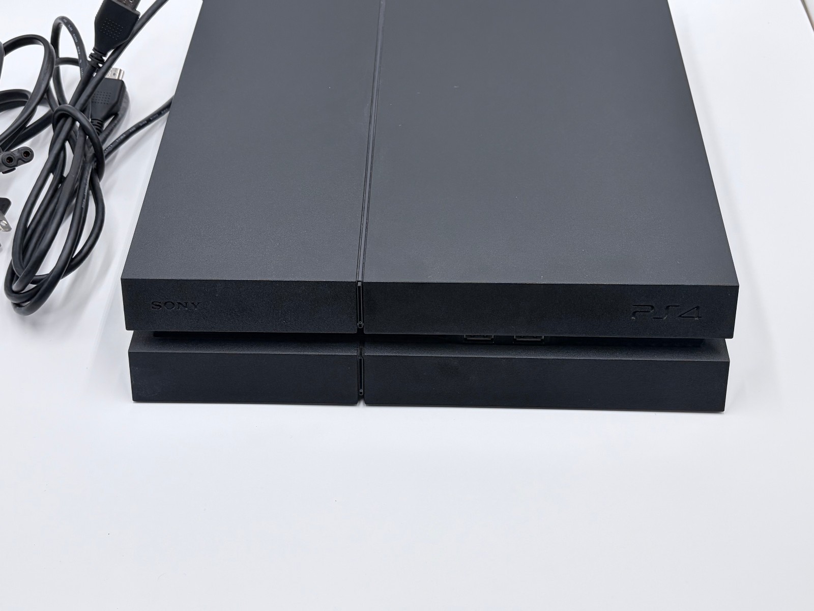 Sony PlayStation 4 PS4 Original Console CUH-1215A 500GB w/cables No Controller