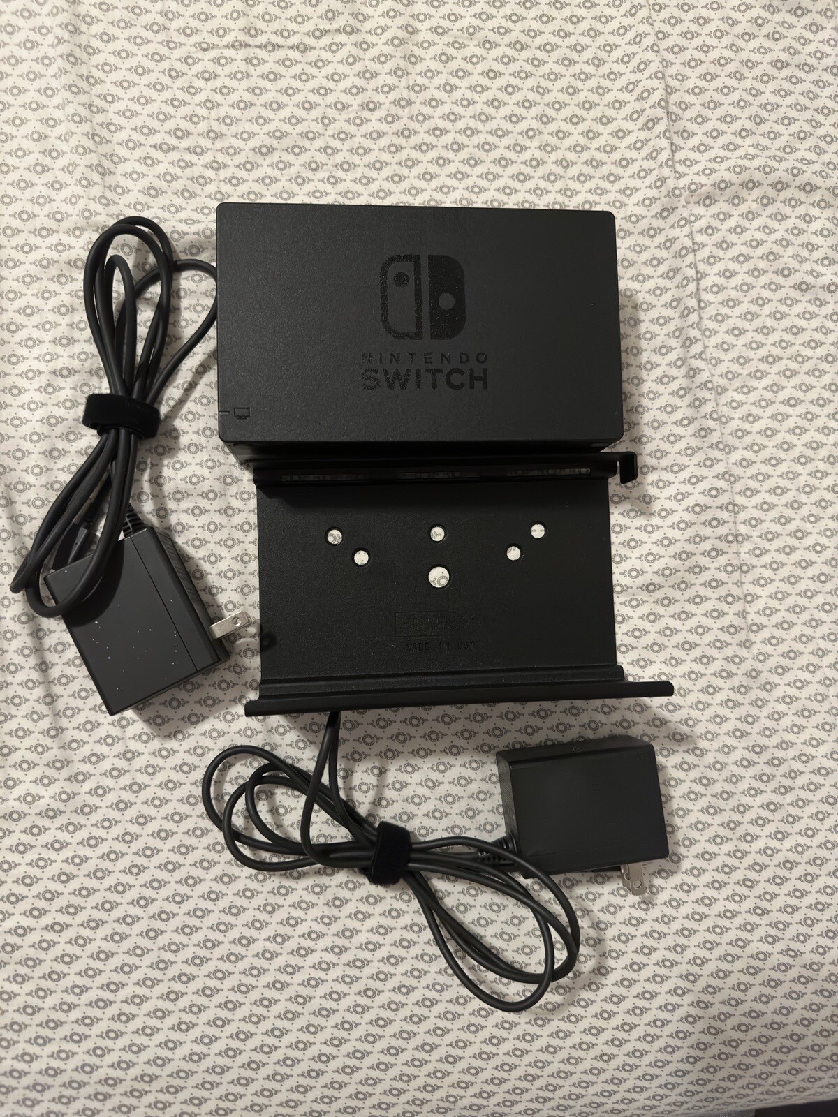 Nintendo Switch OLED Bundle Console Games & More! Adult Owned! Excellent!