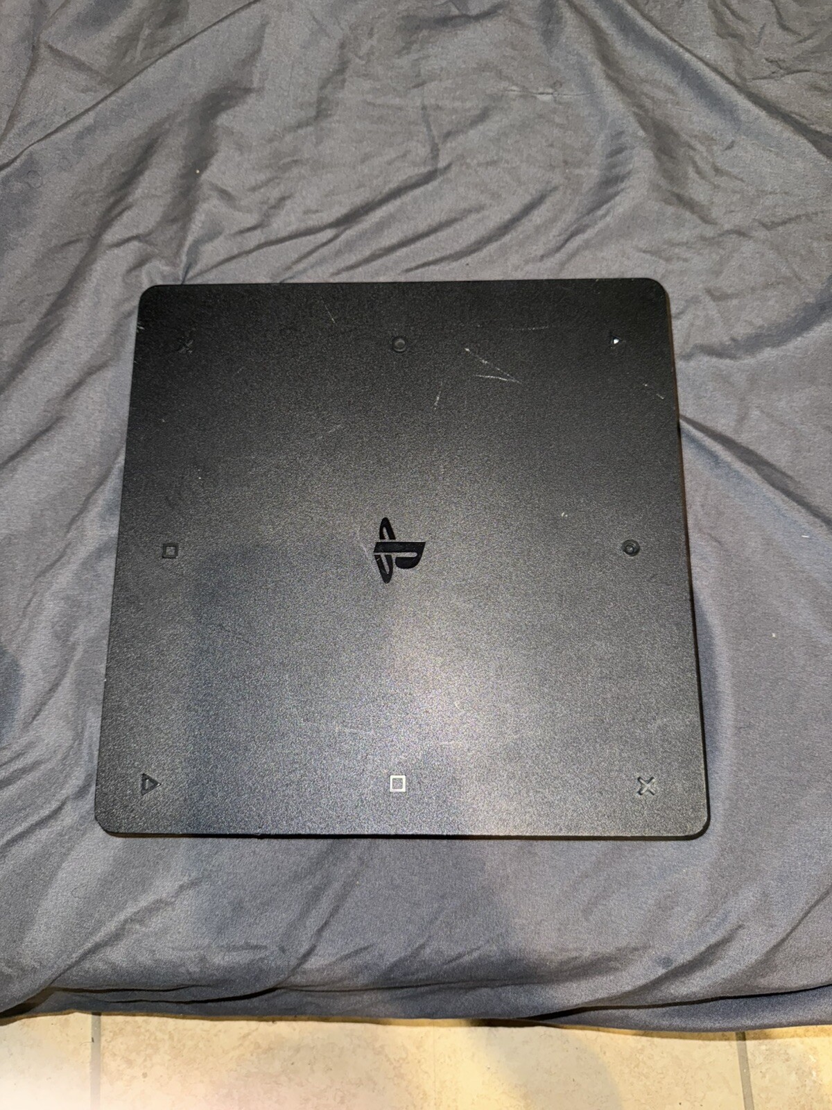 Sony PlayStation 4 Slim 1 TB Bundle