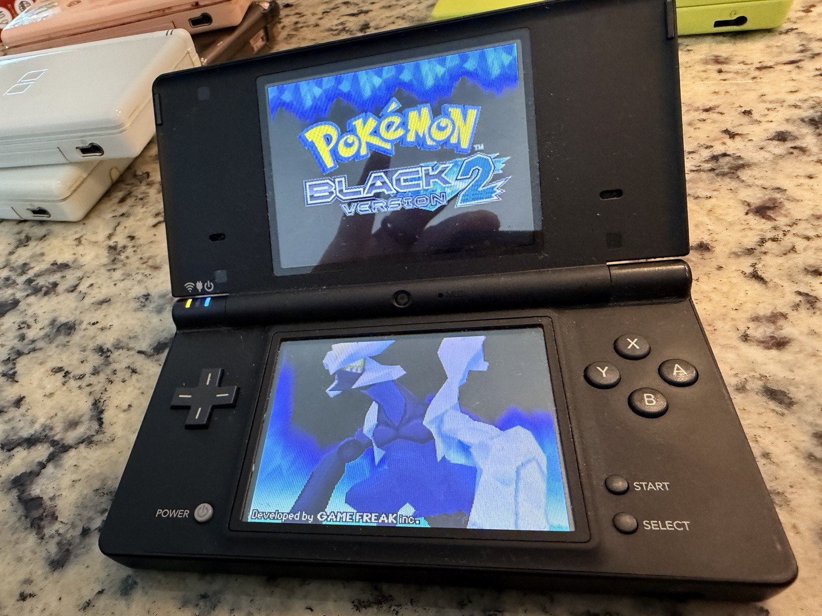Nintendo DSi Black Handheld System Games Stylist Charging Cord. Clean Screens