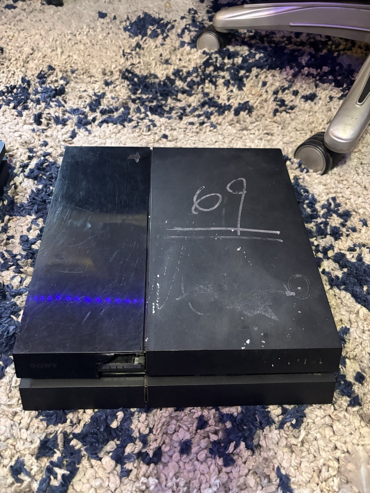 Sony PS4 Pro + PS4 Slim + PS4 Console Lot – 2 Power On – No Hard Drives – Parts