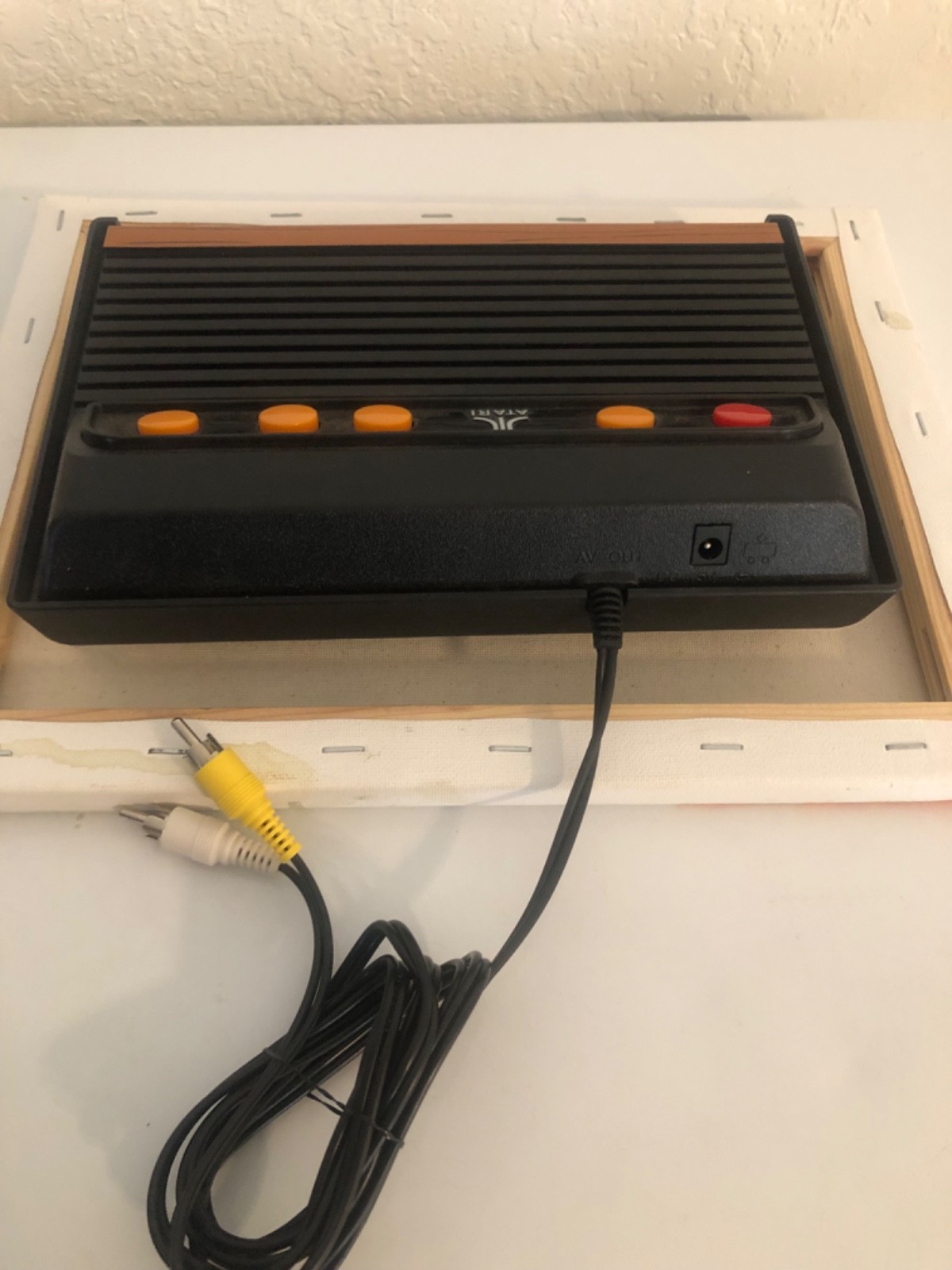 Atari Flashback 6 Classic Game Console 100 Built-In Games with Wireless Control