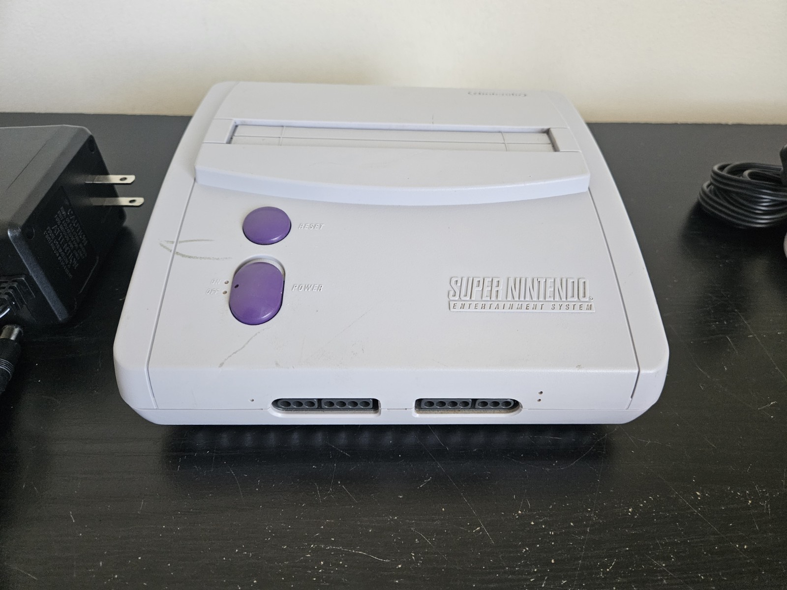 Super Nintendo SNES JR Console (SNS-101) Bundle Controller Game Used Tested