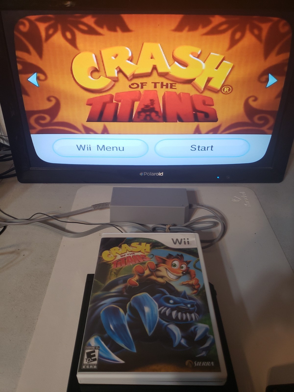 Wii Console RVL-001 GameCube Comp – Bundle: Controller, Nunchuck, Cords, Game