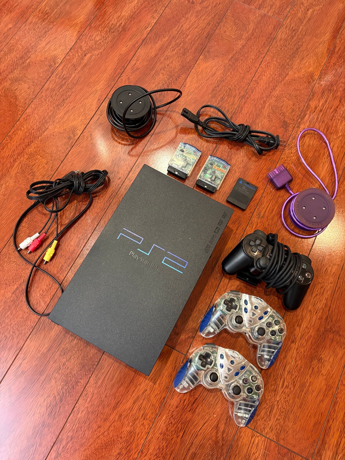 Working SONY PlayStation 2 Console + 3 Controllers (2 Wireless) + 3 Memory Cards