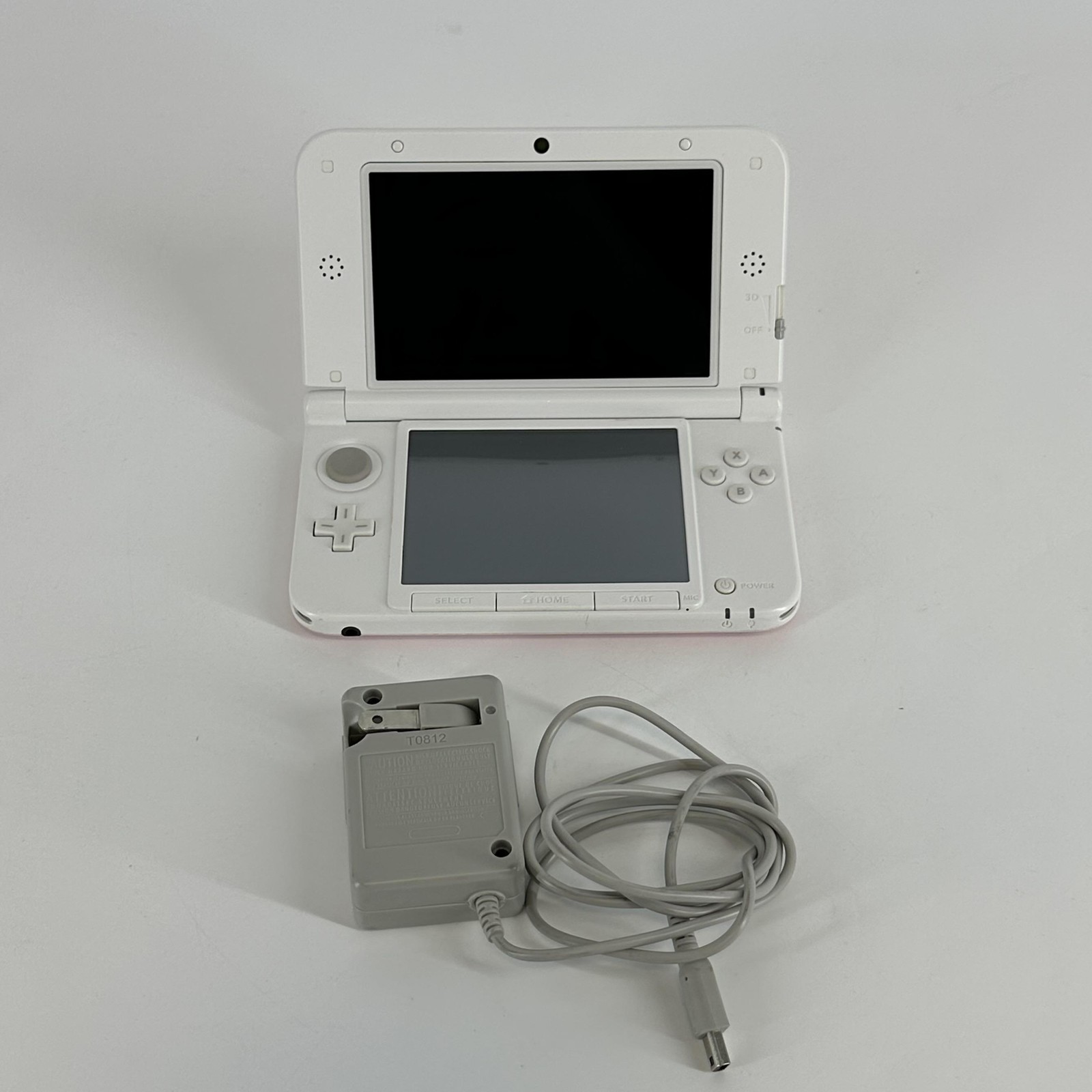 Nintendo 3DS XL Handheld Console Pink w/ Charger – Good