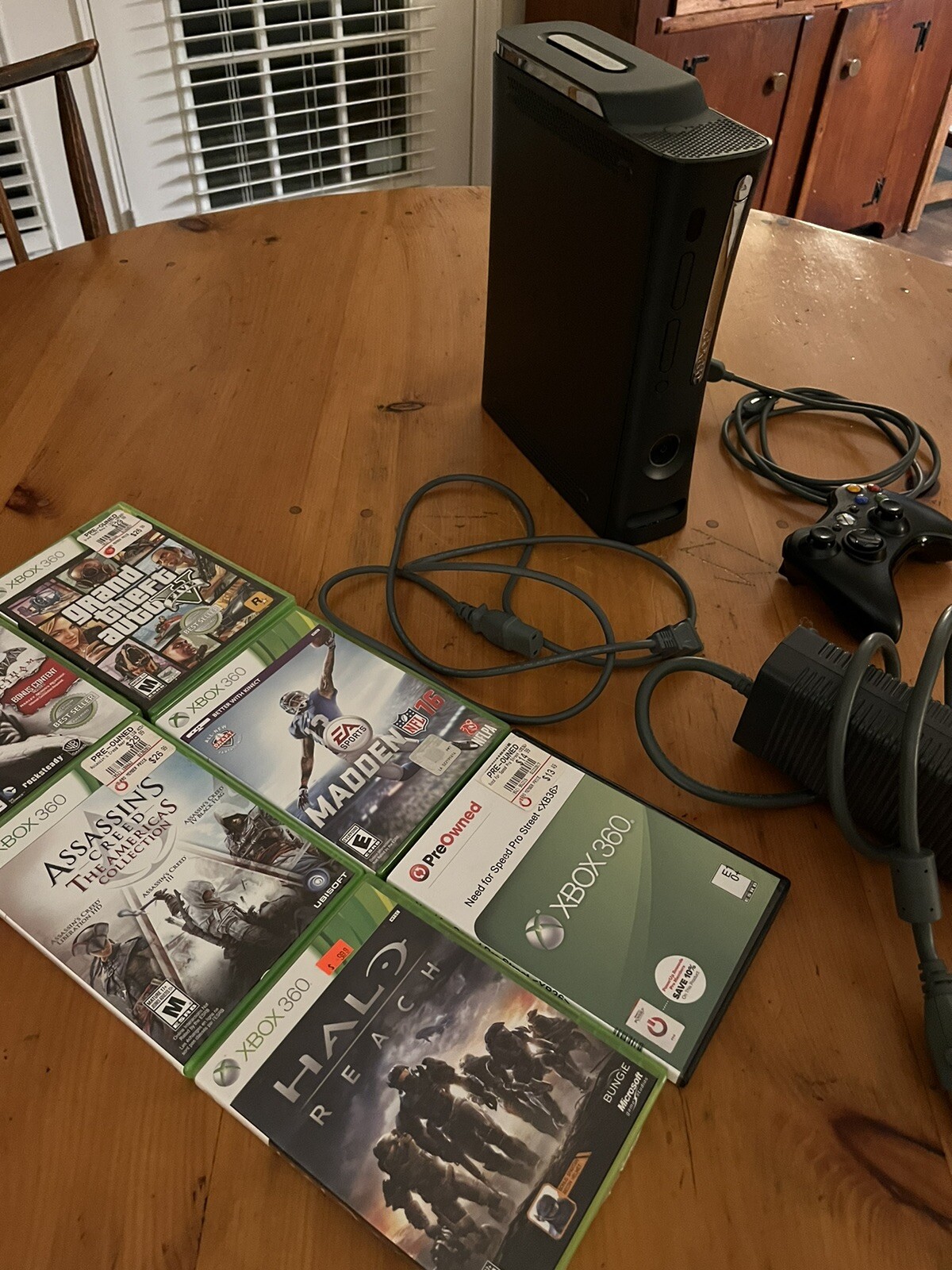 Microsoft Xbox 360 E 4GB Black Console