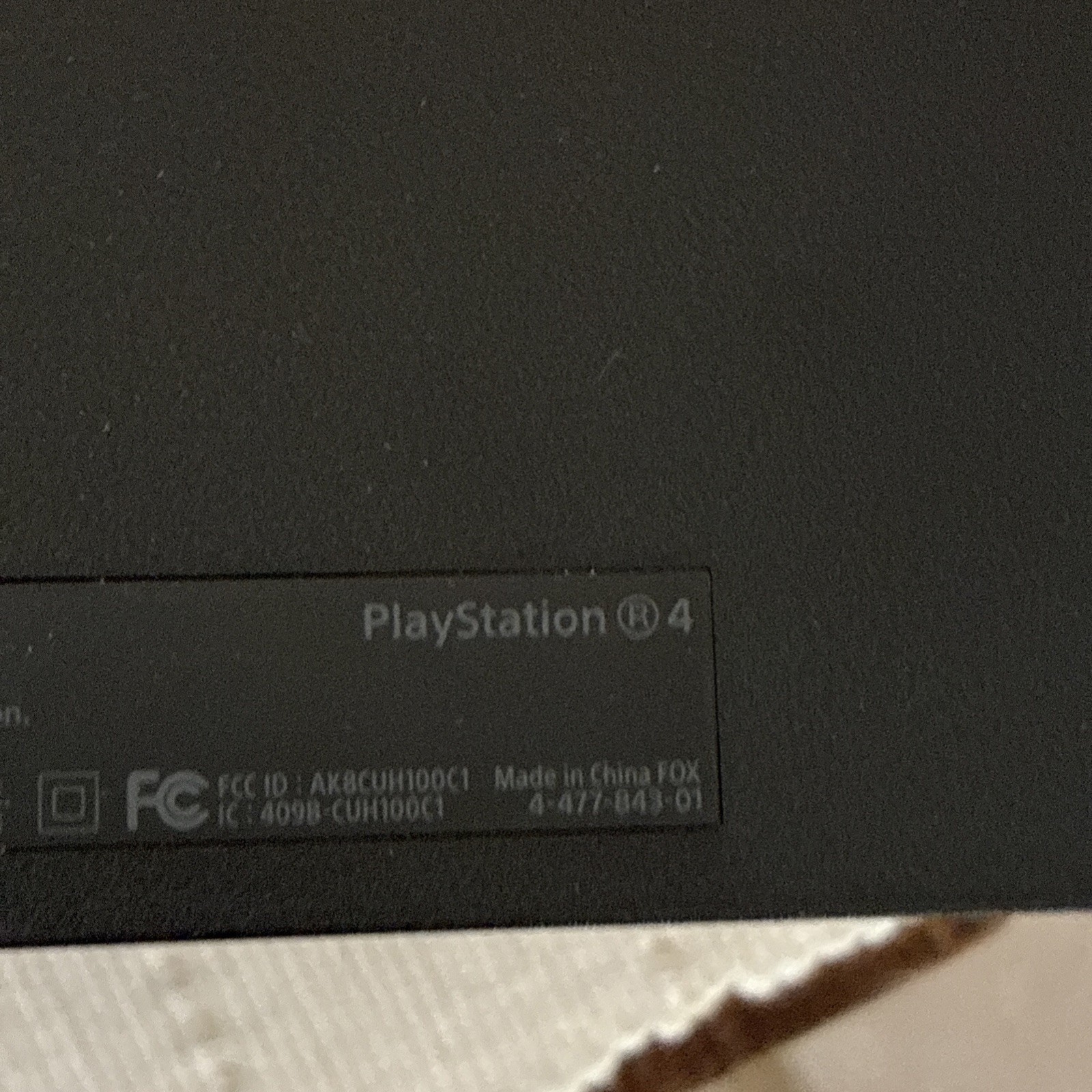 Sony PlayStation 4 500GB Console Bundle in Original Box w/ 2 Controllers & 4 Gam