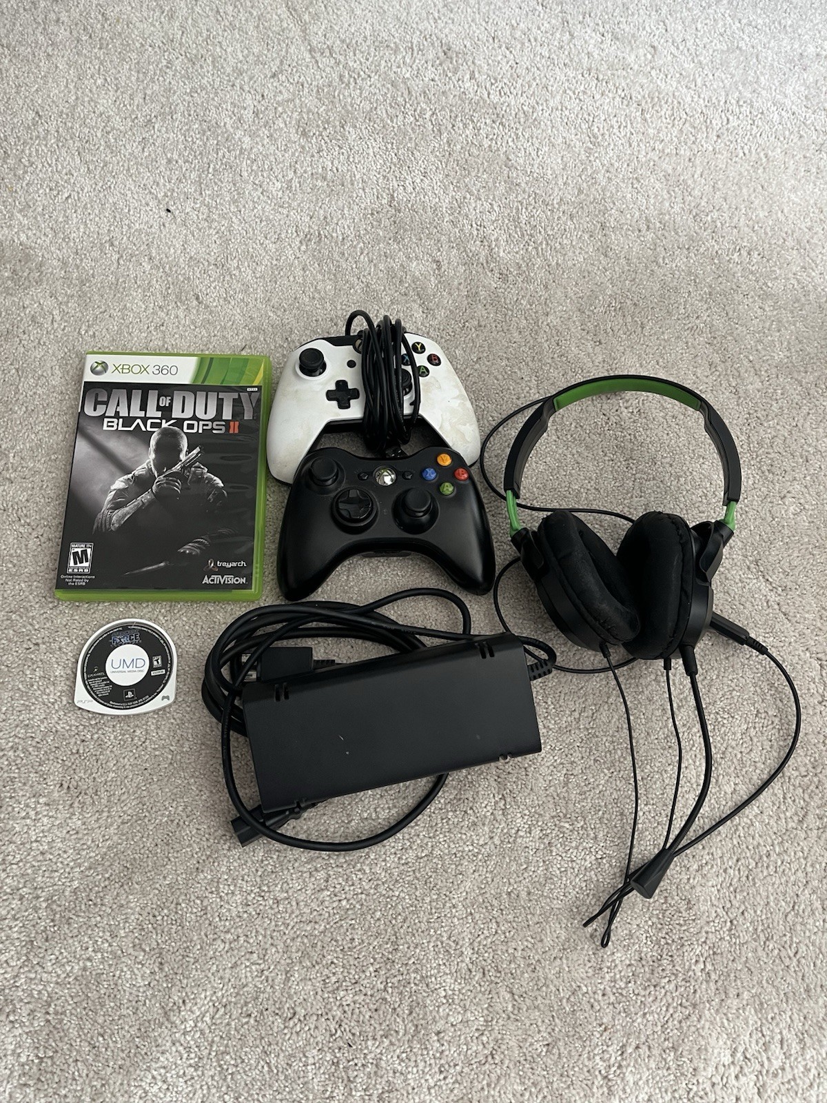 Xbox Controllers For Parts + Power Brick WORKS, Headset no Mic Cover, Bad Games
