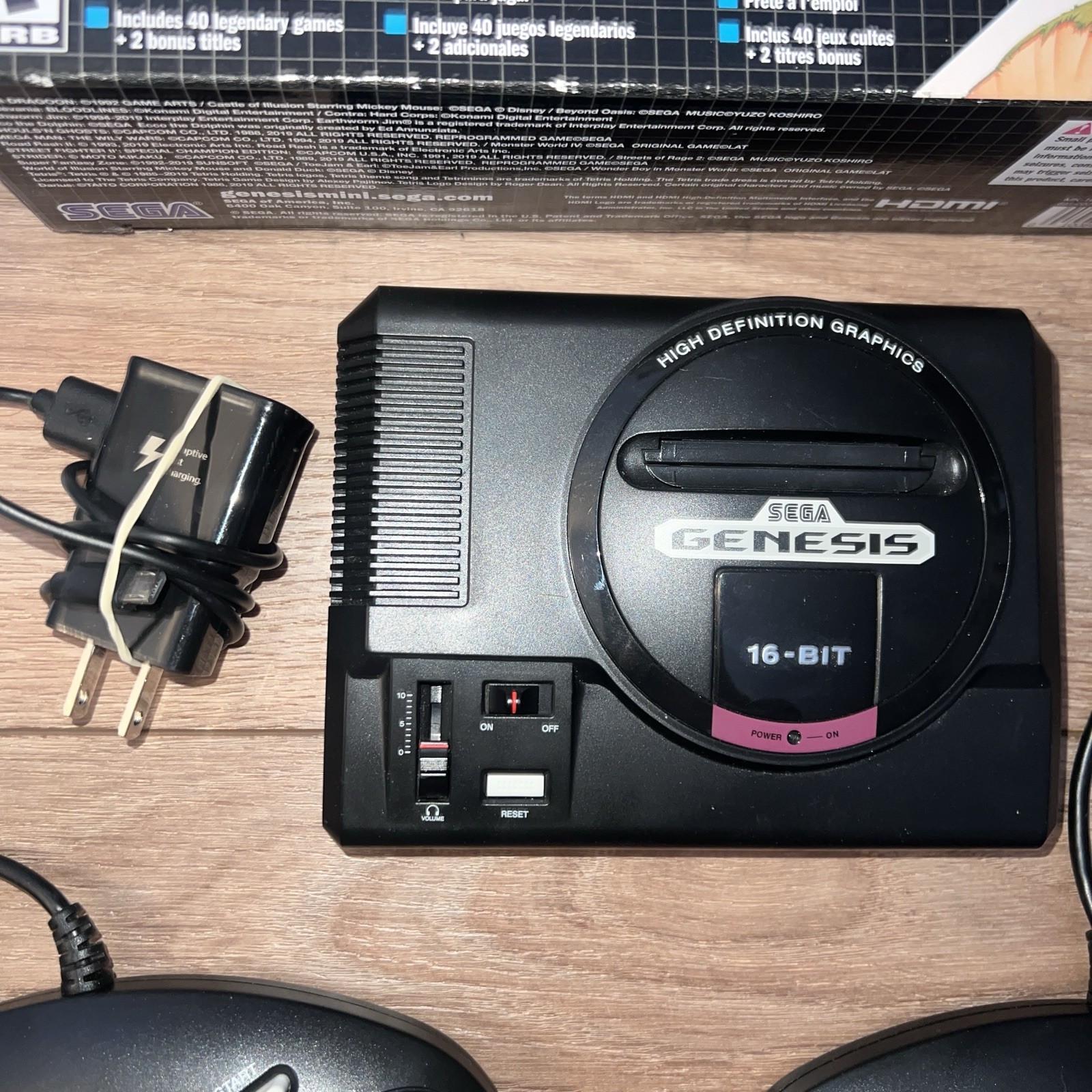 SEGA Genesis Classic Mini Console (MK-16000) w/ Box, Controllers, Manual, TESTED