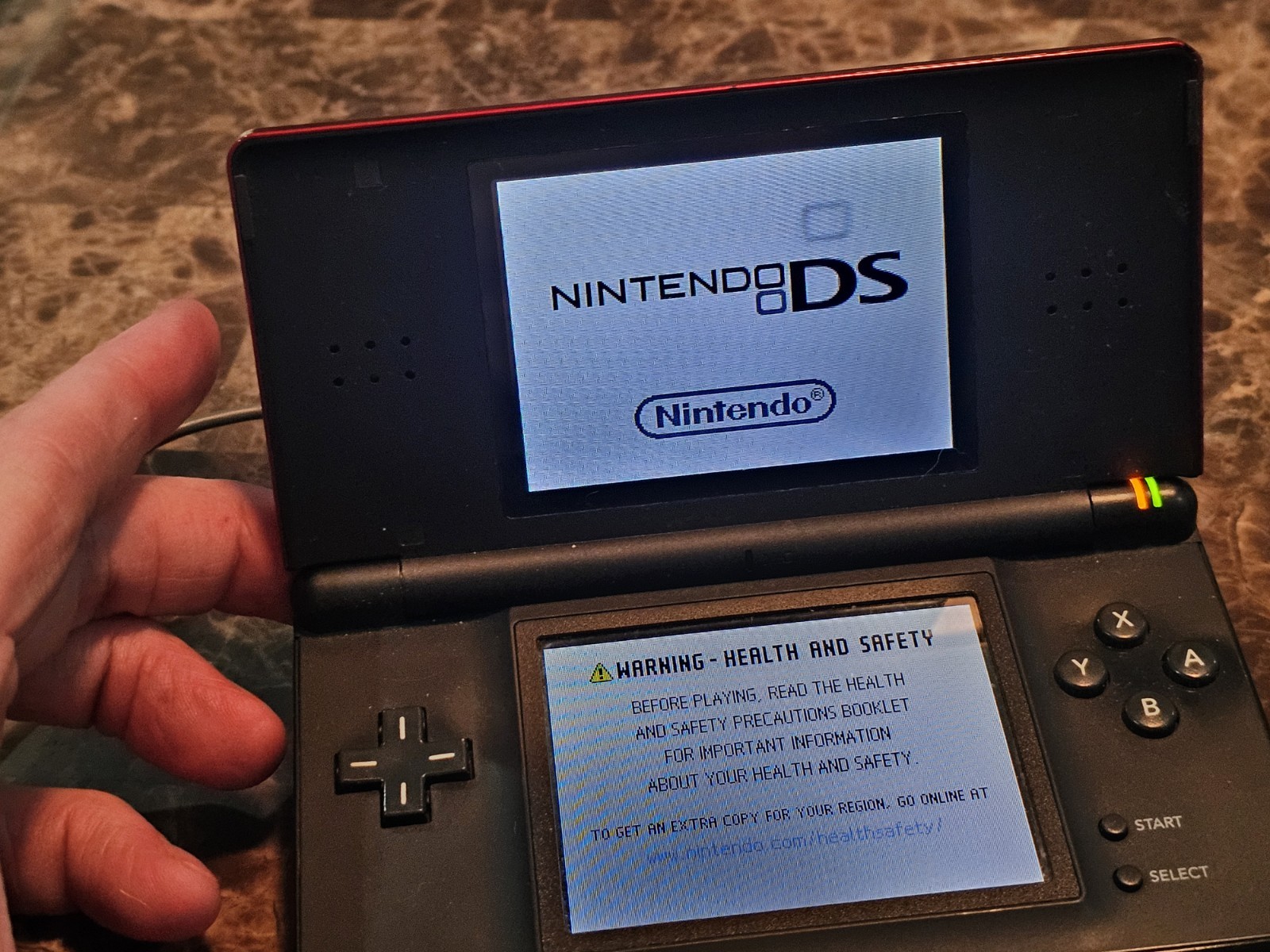 Nintendo DS Lite System – Crimson red Complete In Box – Works – Excellent cond.