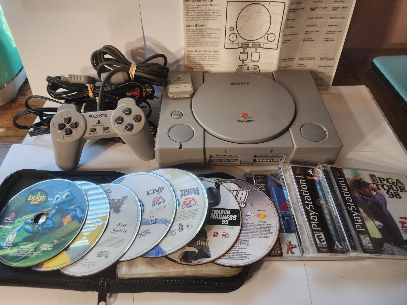Playstation 1 SCPH-5501 Bundle 1 Controller 10 Games And Manual. Tested