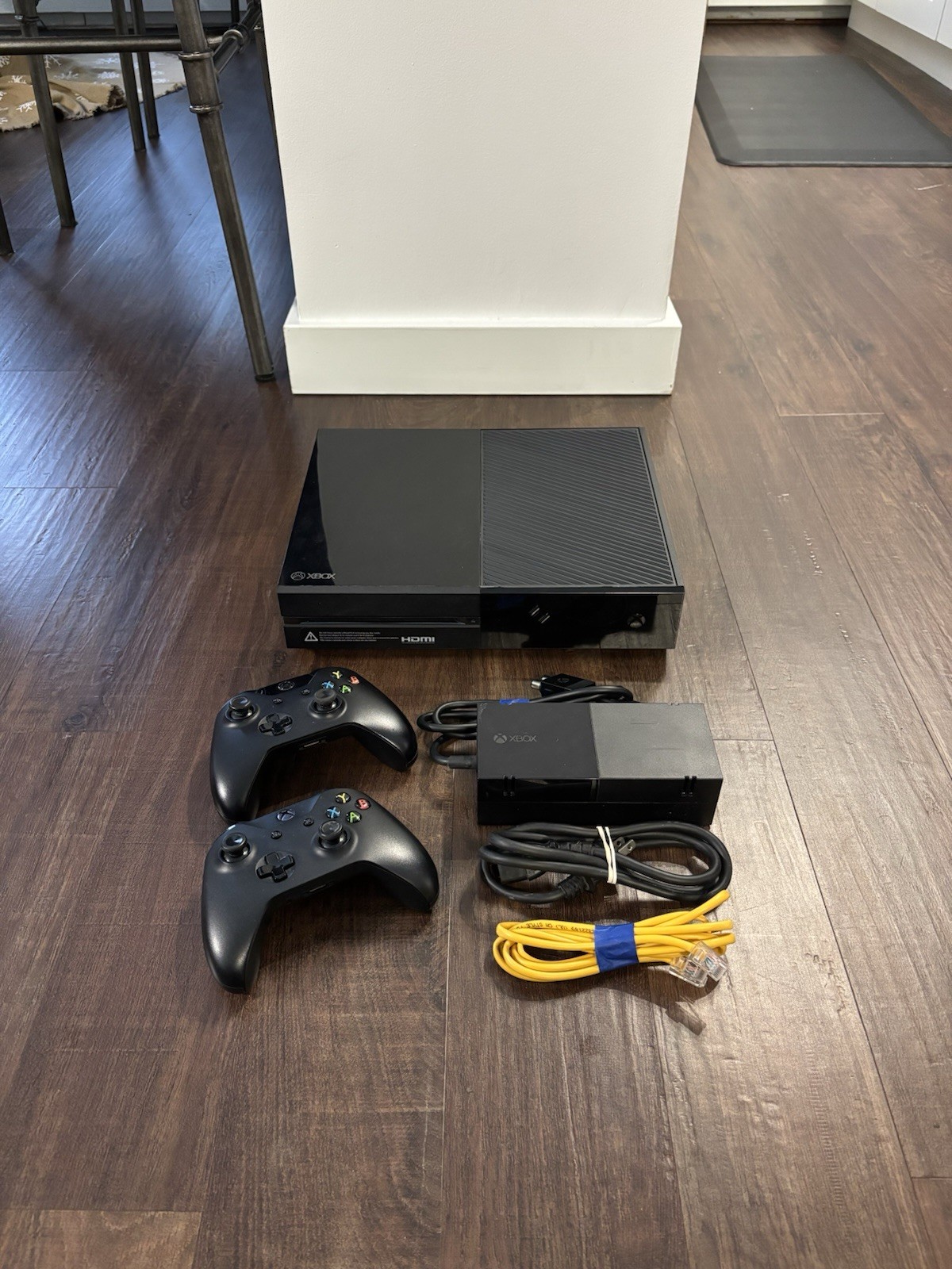 Microsoft Xbox One 365GB Console Model 1540 with 2 Controllers & Cables – RESET