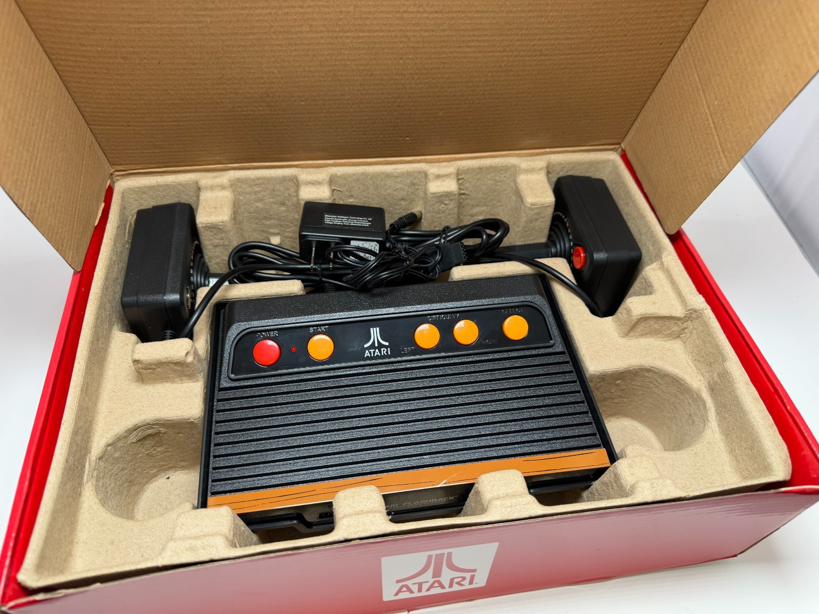 Atari Flashback 8 Console 105 Built In Games 40th Anniversary Black (FVS035296)