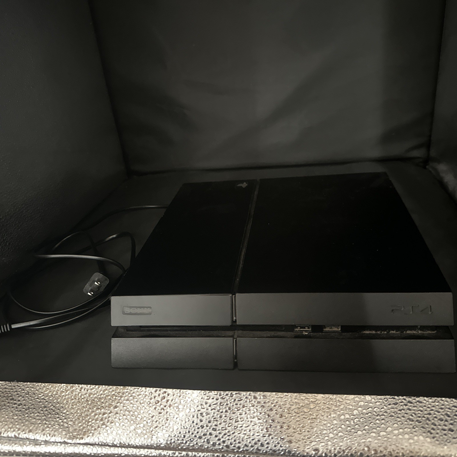Sony PlayStation 4 PS4 CUH-1215A 500GB Console Only Tested and WORKING!
