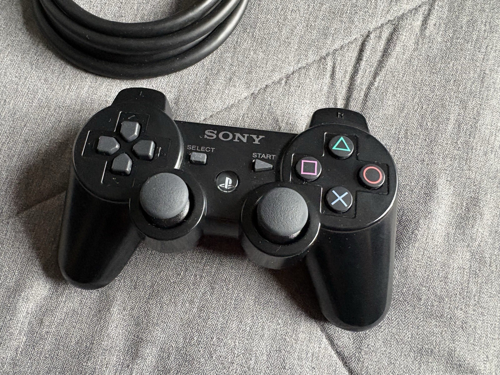 Sony Playstation 3 Slim Console 120GB – COMPLETE IN BOX- CECH-2001A Great shape