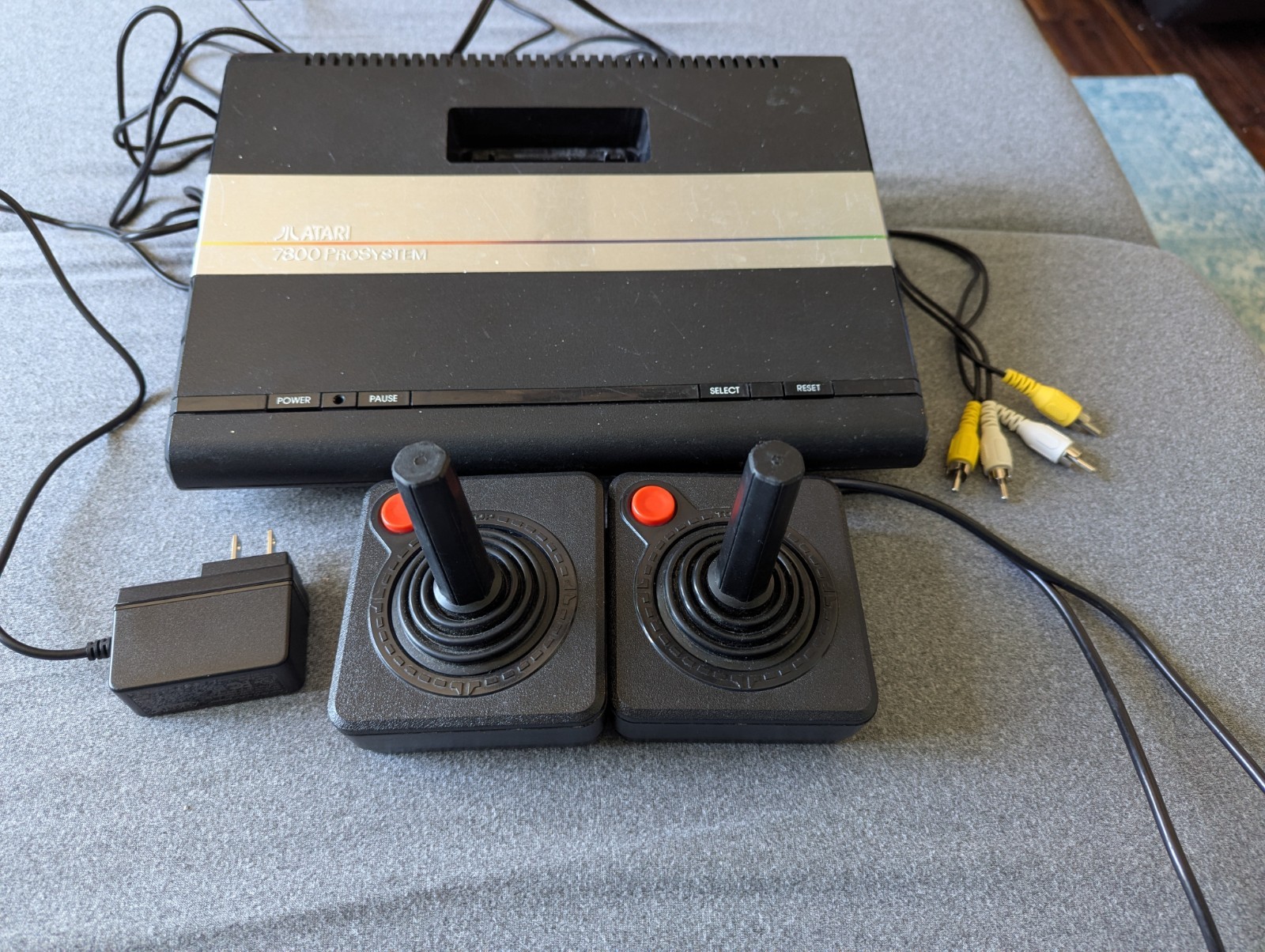 Atari 7800 Bundle. Composite AV modded