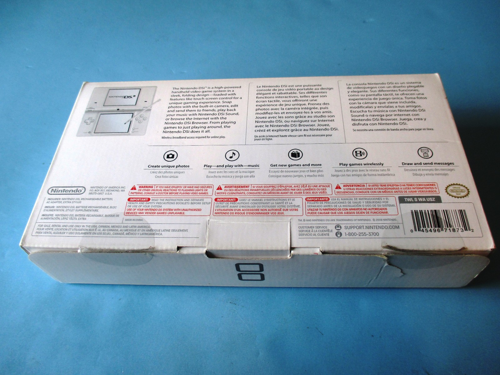 Nintendo DSi White System in Box w/Charger FREE Shipping!