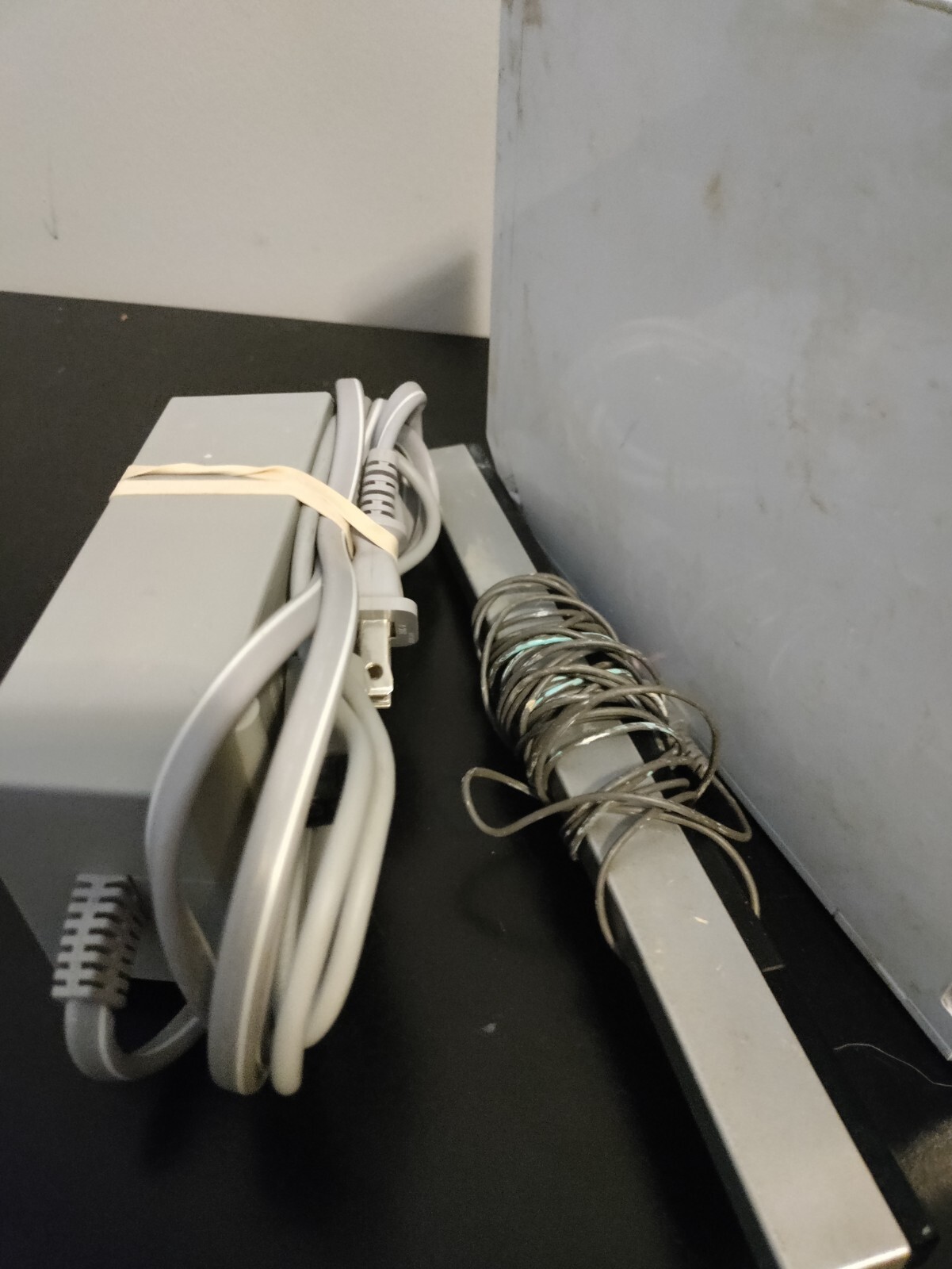 Nintendo Wii Replacement Console No AV Cable or Controller White RVL-001 Tested