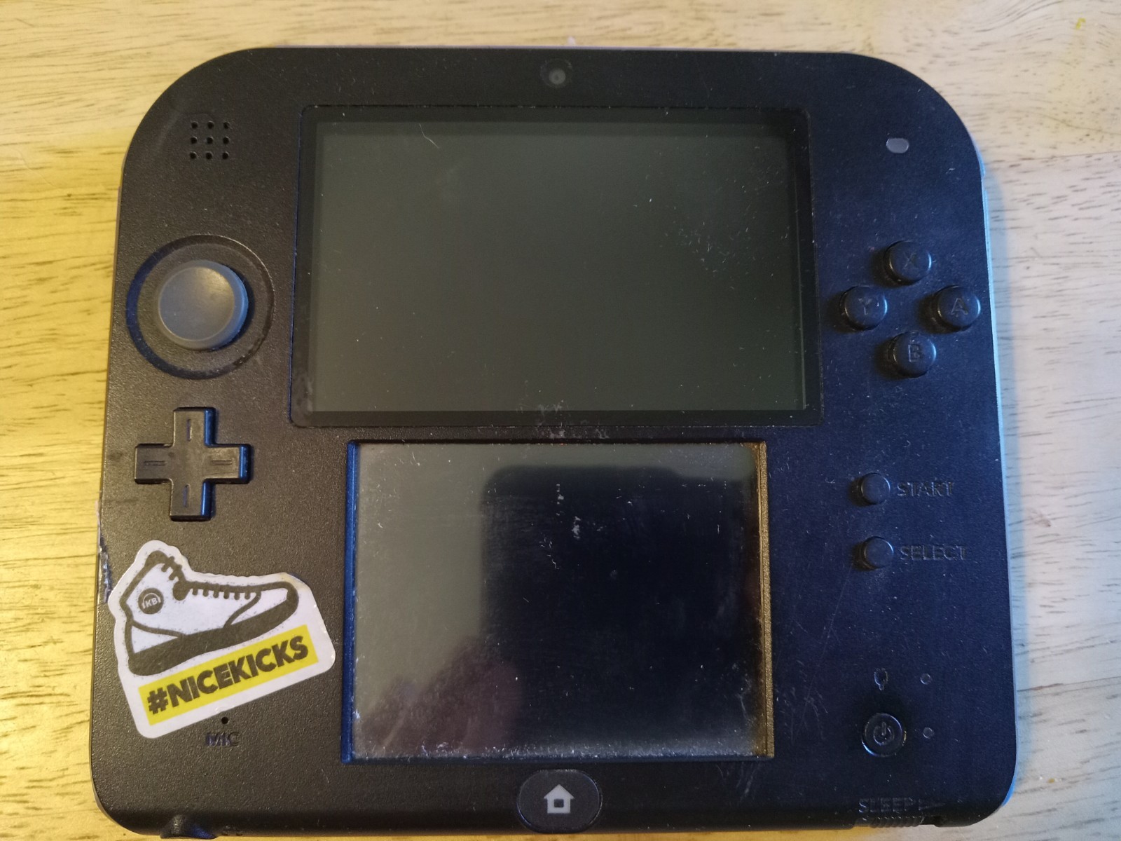 Nintendo 2DS Blue Handheld Console FOR PARTS OR REPAIR Won’t Charge