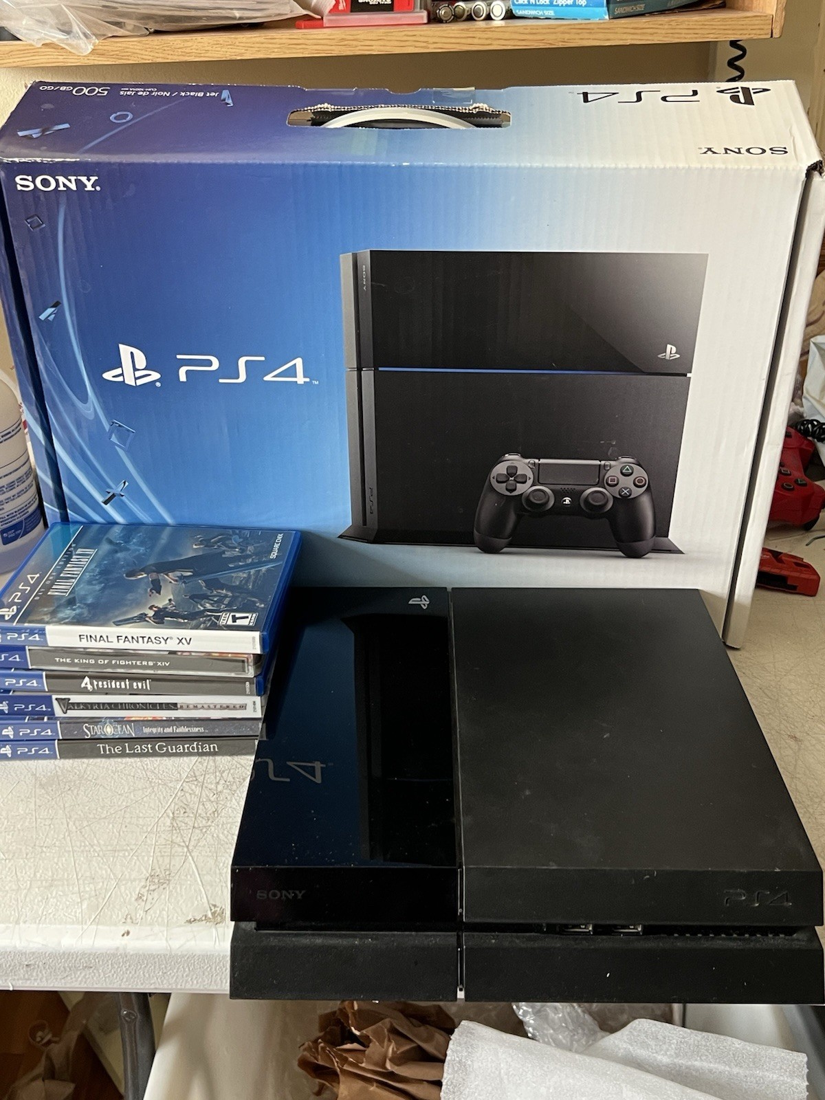 Sony PlayStation 4 CUH-1215A 500GB Game Console , Box , 6 Game Bundle ONLY