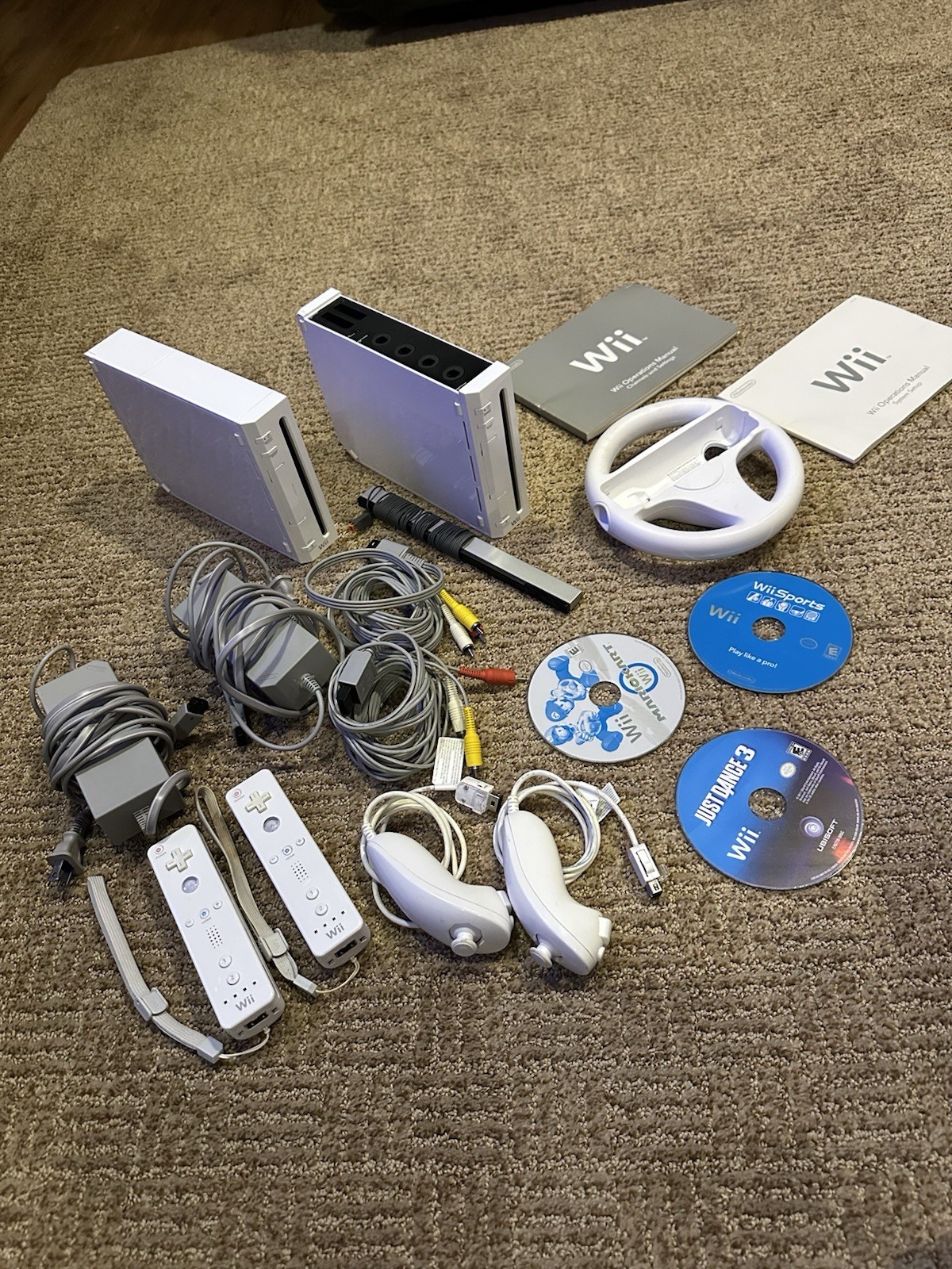 Nintendo Wii White Console Bundle w/ 2 Remotes, 2 Nunchuks, Wii Sports