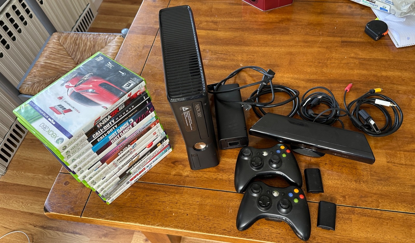 Microsoft Xbox 360 S Black Console, Kinect, Controllers, power cords, and games