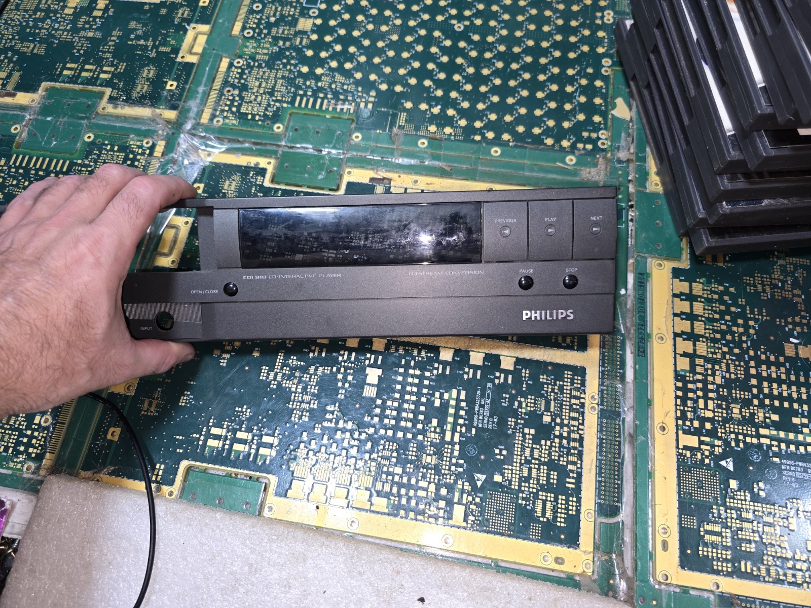 Philips CDI 900 Exact Front Panel Bezel Trim-Just OK Cosmetic-Intact-PARTS-READ