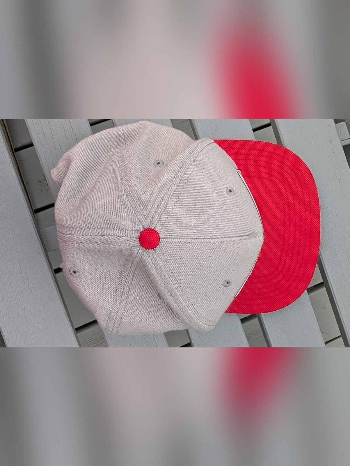 Nintendo Gray & Red Retro Controller Snapback Hat