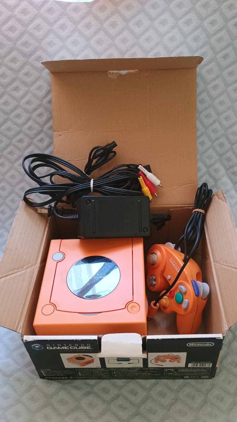 Game Cube-Console-Orange-Boxed-NTSC-Jap