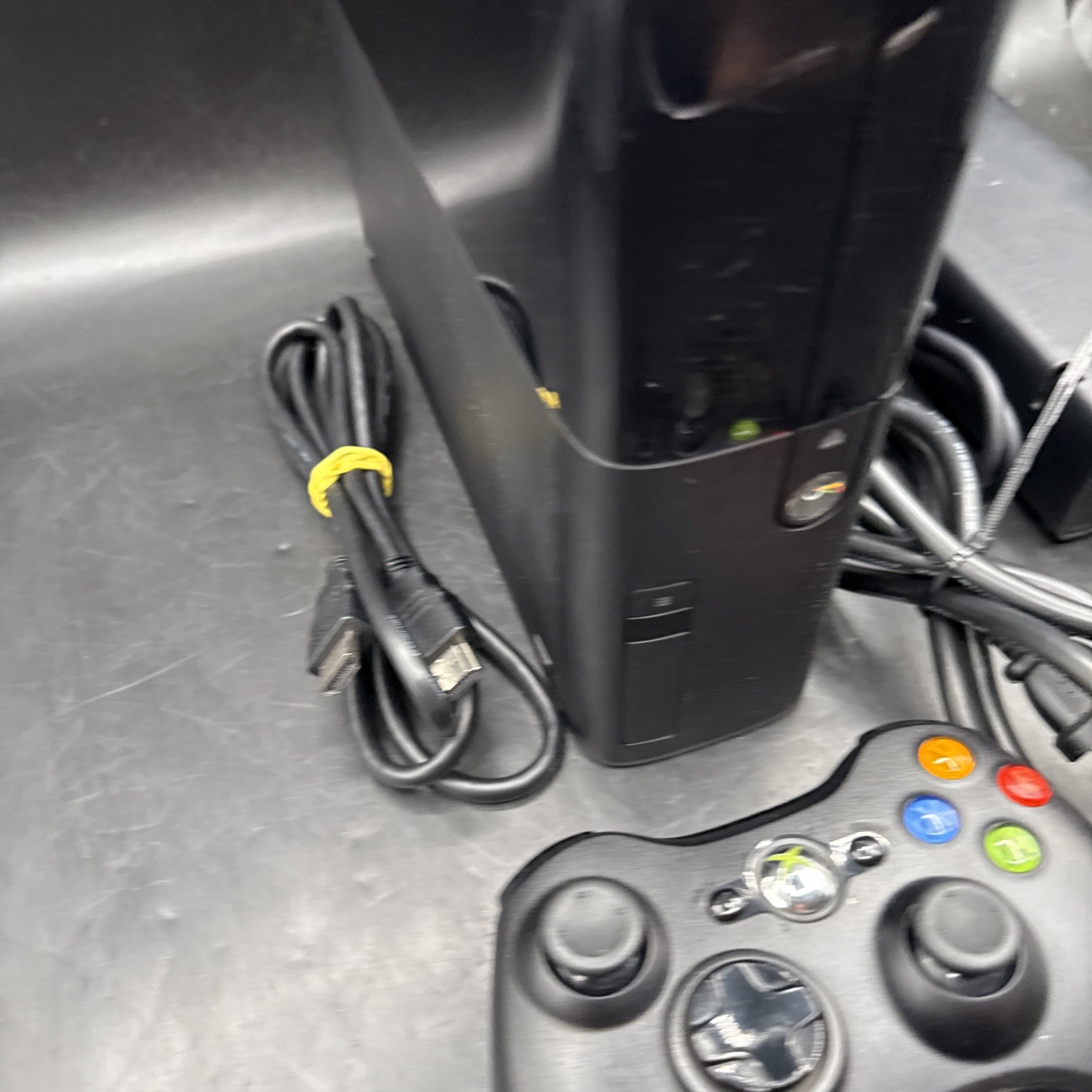 Microsoft Xbox 360 E Console 250 GB HDD w/ Controller & Power Cord Tested/Works