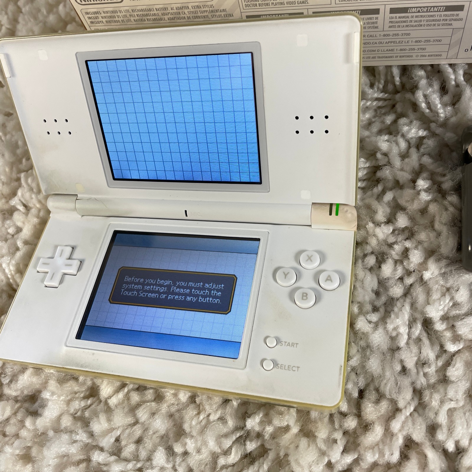 Nintendo DS Lite Polar White Handheld System USG-001 in Box Tested