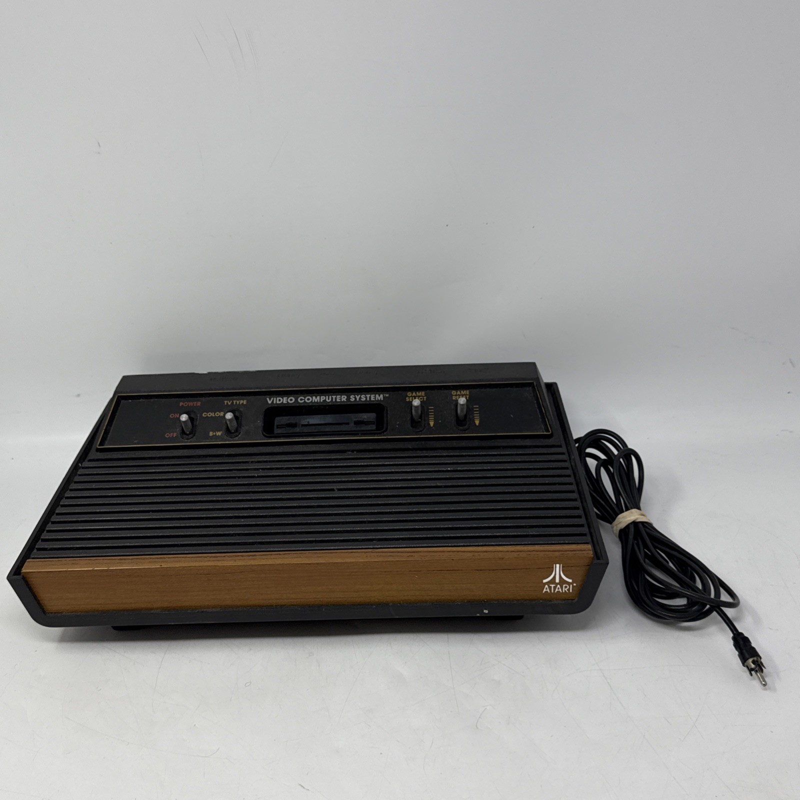 Untested Looks Nice Atari 2600 Console CX-2600A – Woody Wood Grain