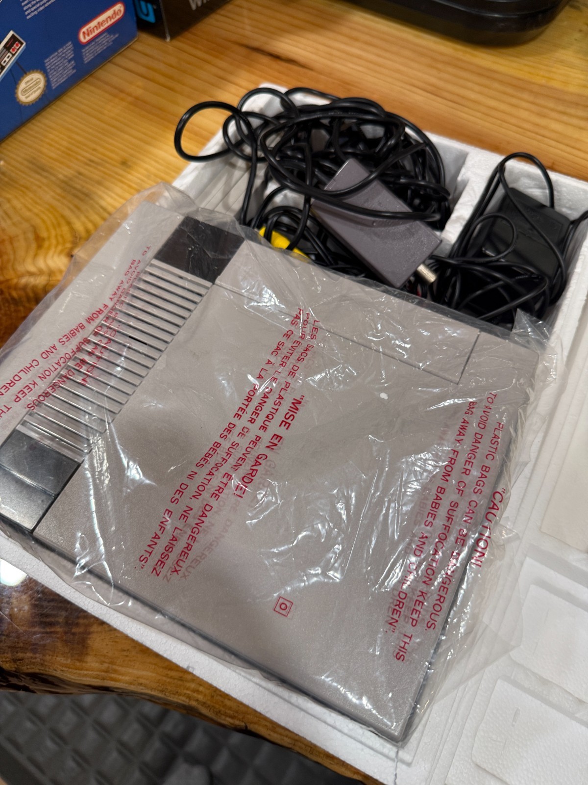 Nintendo NES Challenge Set Console in BOX (Complete) Rare