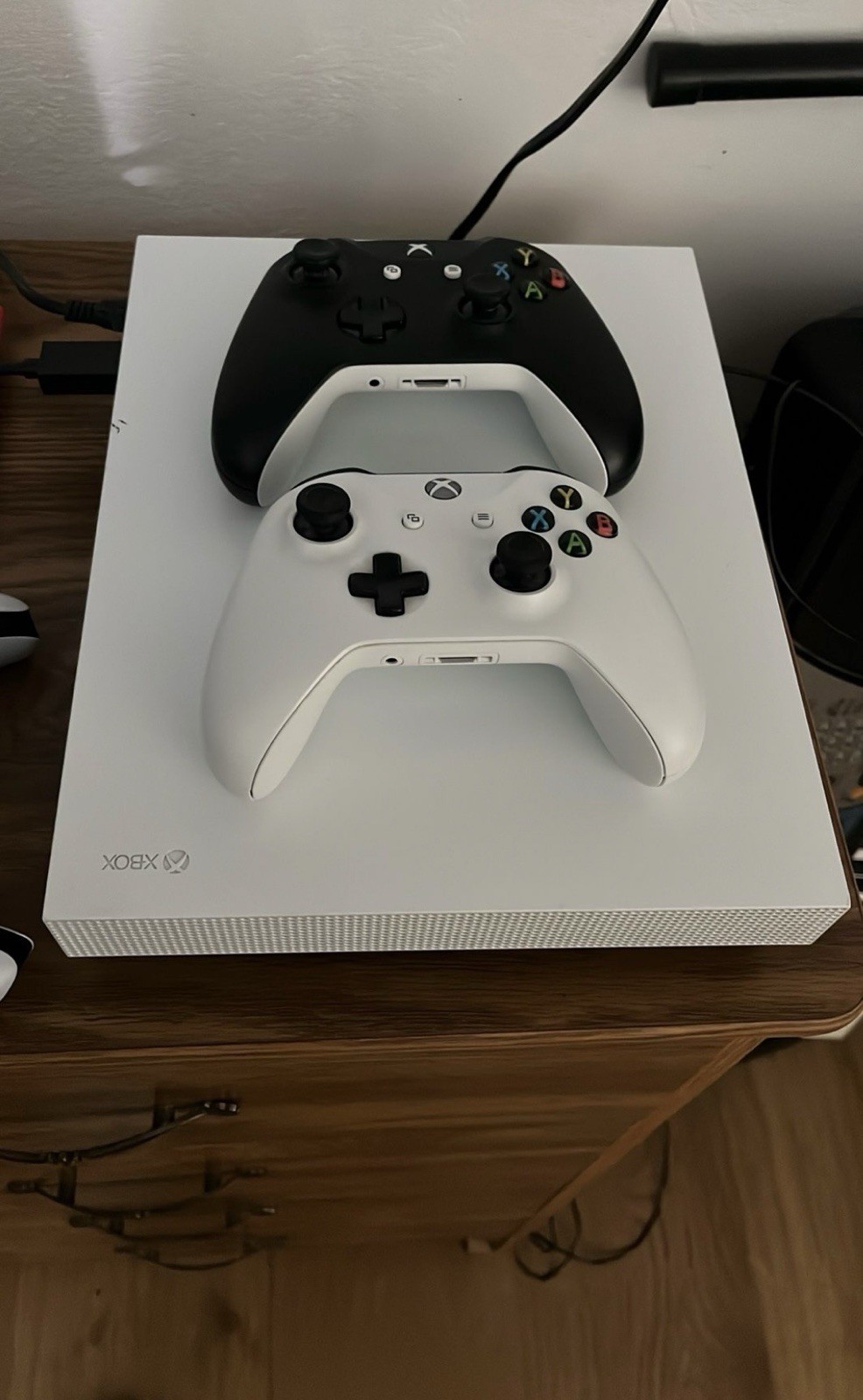 Xbox One X 1tb Robot White Special Edition