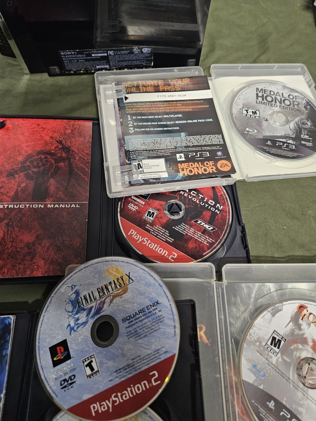 PS3 Fat CECHE01 Backwards Compatible Console, Remote and 9 Games – CIB – TESTED